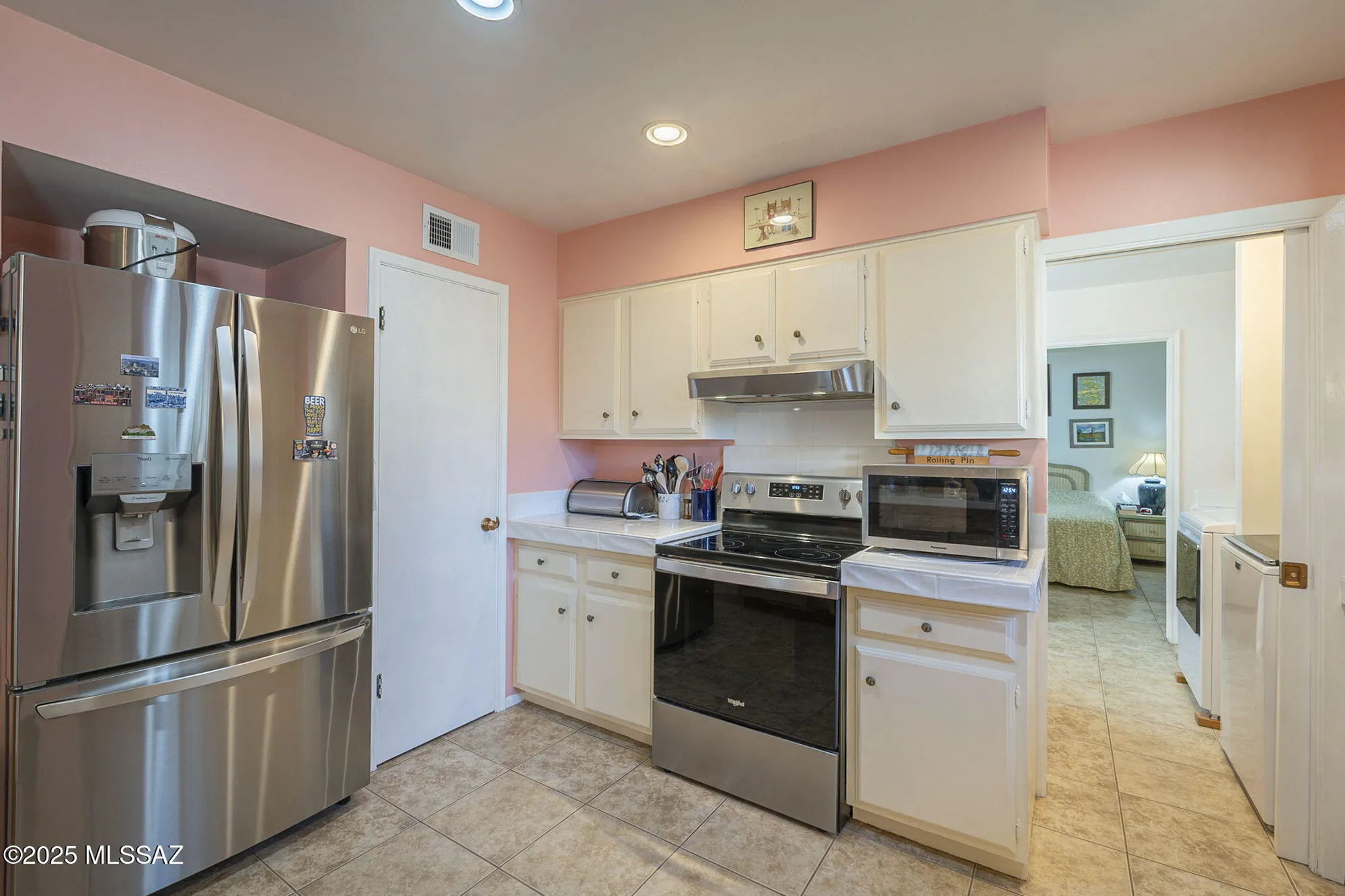 Property Slideshow image 15 of 49 | 434 s abrego dr, Green Valley, AZ, 85614