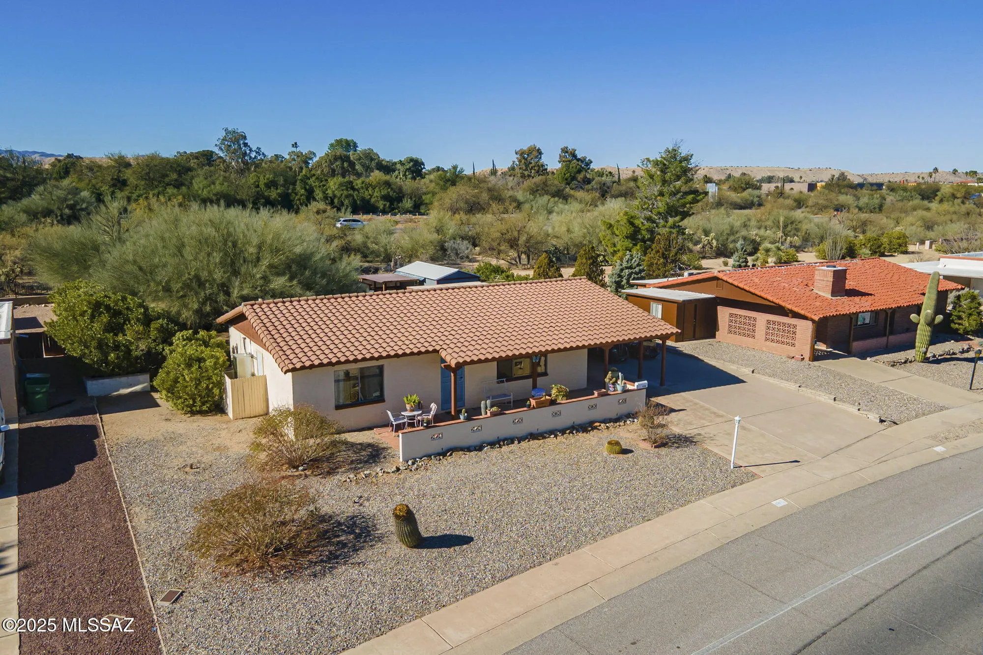 Property Slideshow image 41 of 49 | 434 s abrego dr, Green Valley, AZ, 85614