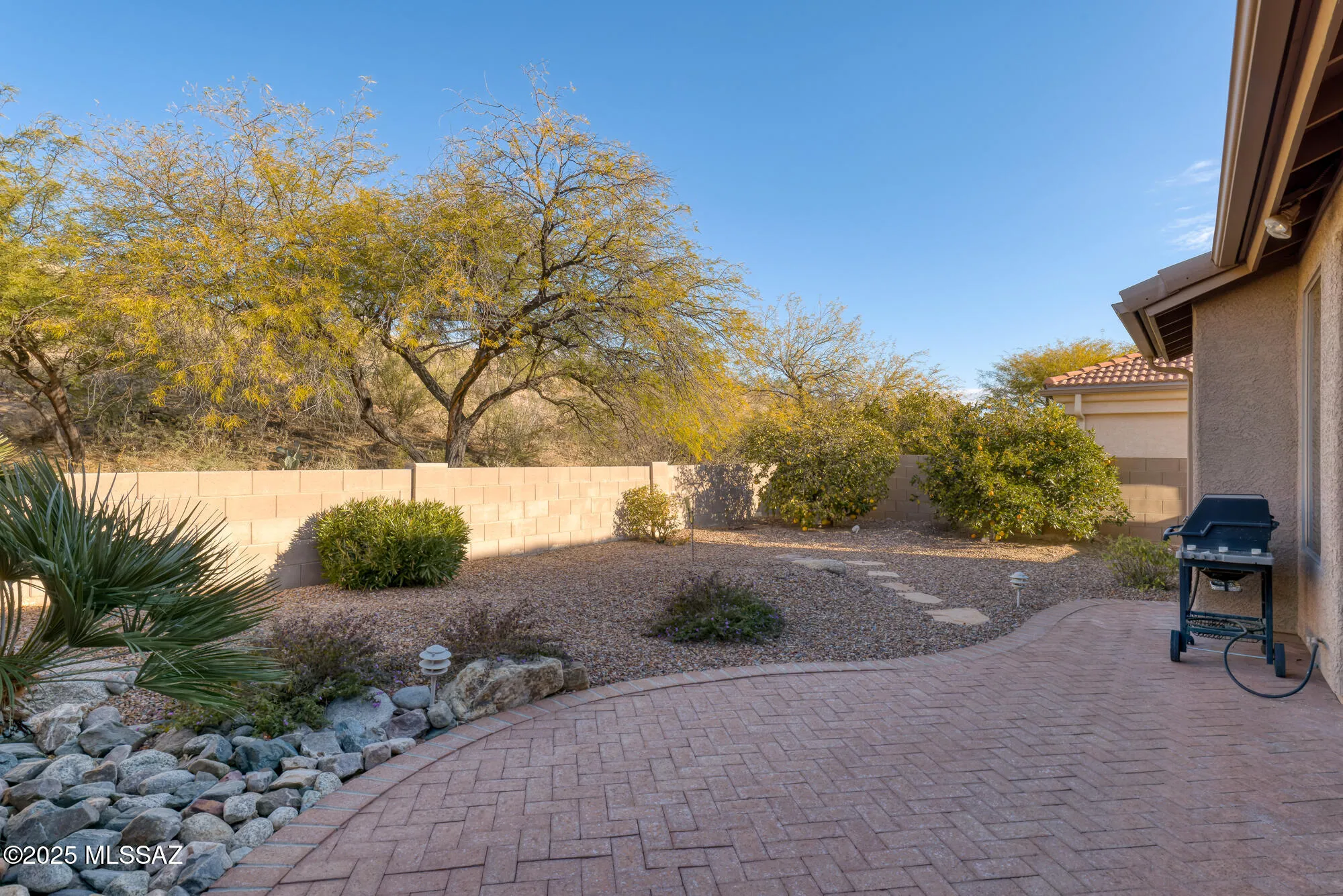 Property Slideshow image 4 of 33 | 62218 e sand crest dr, Saddlebrooke, AZ, 85739
