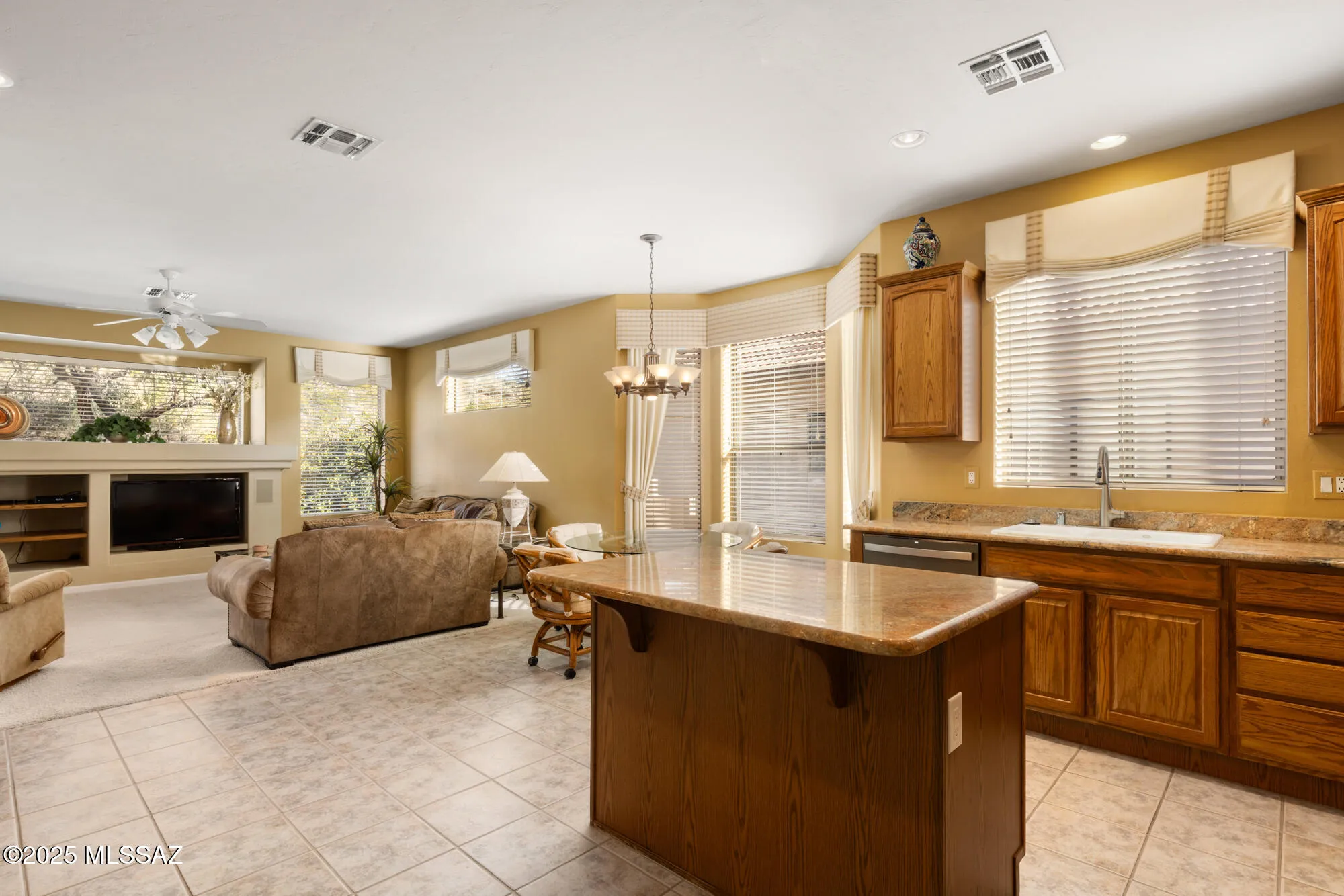 Property Slideshow image 12 of 33 | 62218 e sand crest dr, Saddlebrooke, AZ, 85739