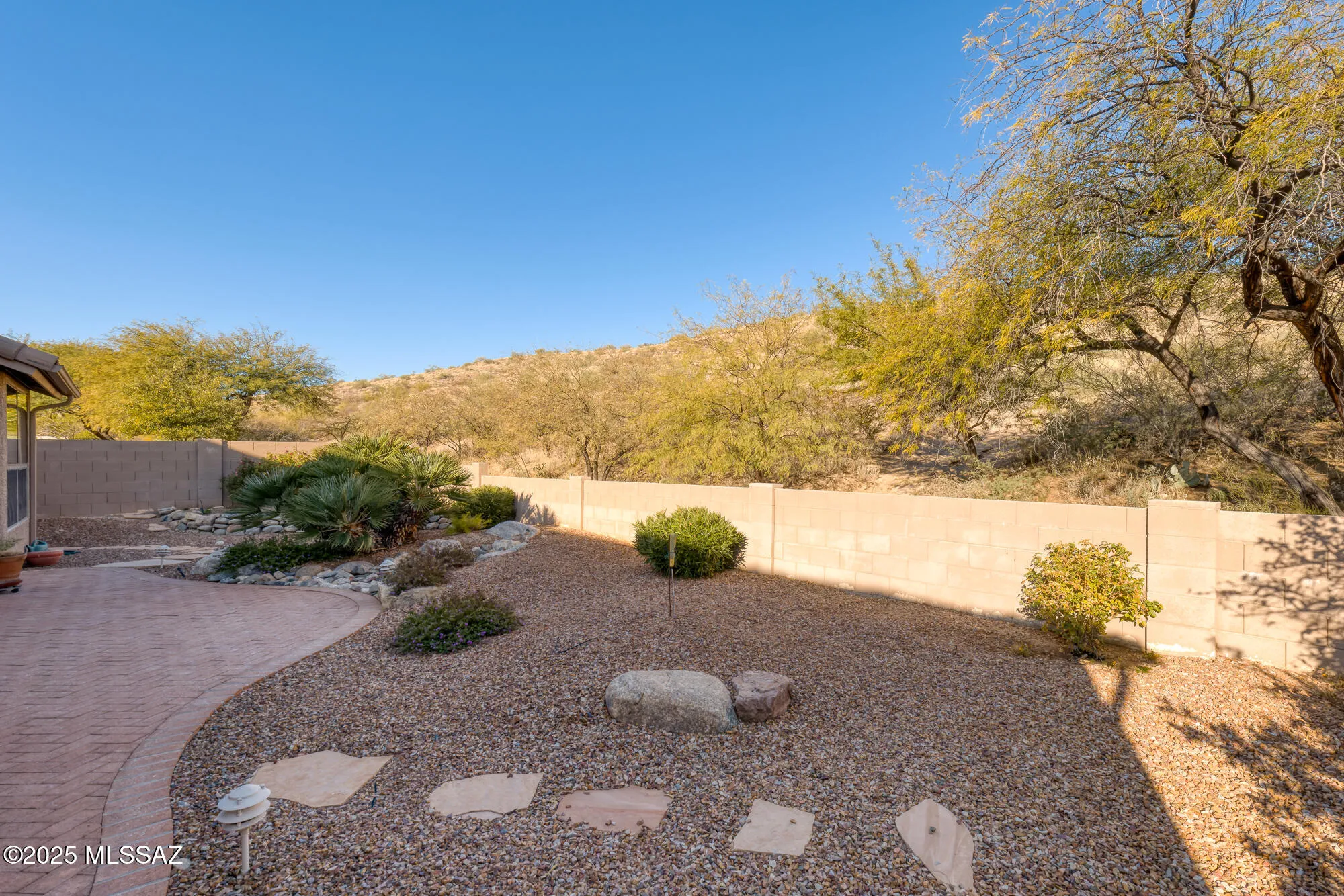 Property Slideshow image 8 of 33 | 62218 e sand crest dr, Saddlebrooke, AZ, 85739