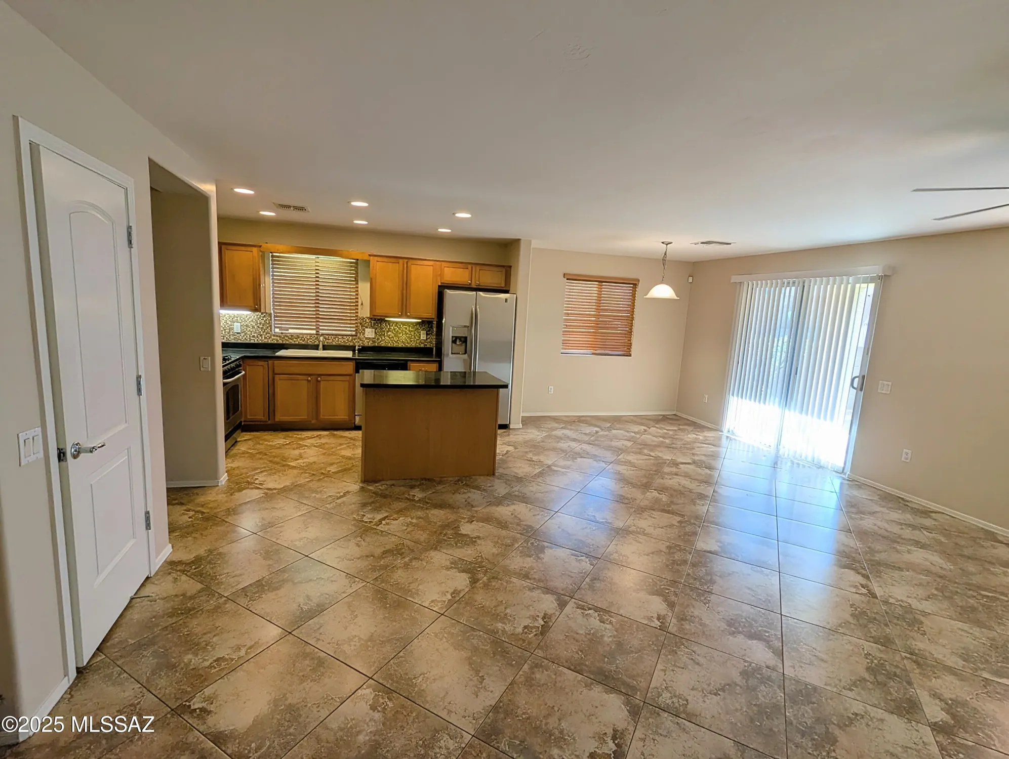 Property Slideshow image 2 of 40 | 14384 s camino vallado, Sahuarita, AZ, 85629