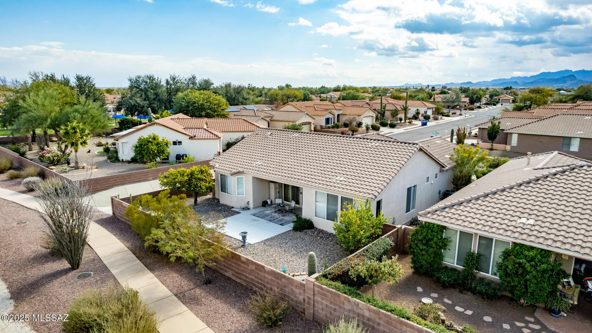 Property Slideshow image 35 of 41 | 7904 w wandering spring way, Tucson, AZ, 85743