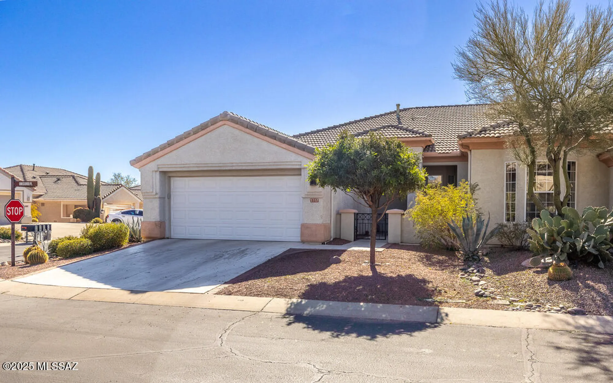 Property Slideshow image 3 of 45 | 5357 w owlclover pl, Marana, AZ, 85658