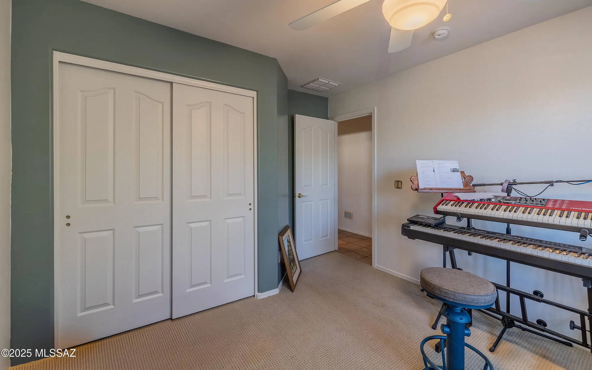 Property Slideshow image 25 of 36 | 1724 n oak hill ln, Green Valley, AZ, 85614