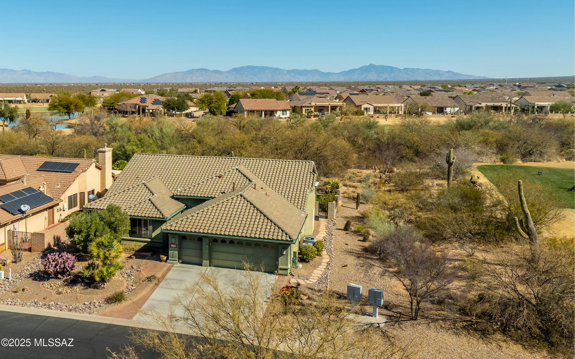 Property Slideshow image 31 of 36 | 1724 n oak hill ln, Green Valley, AZ, 85614