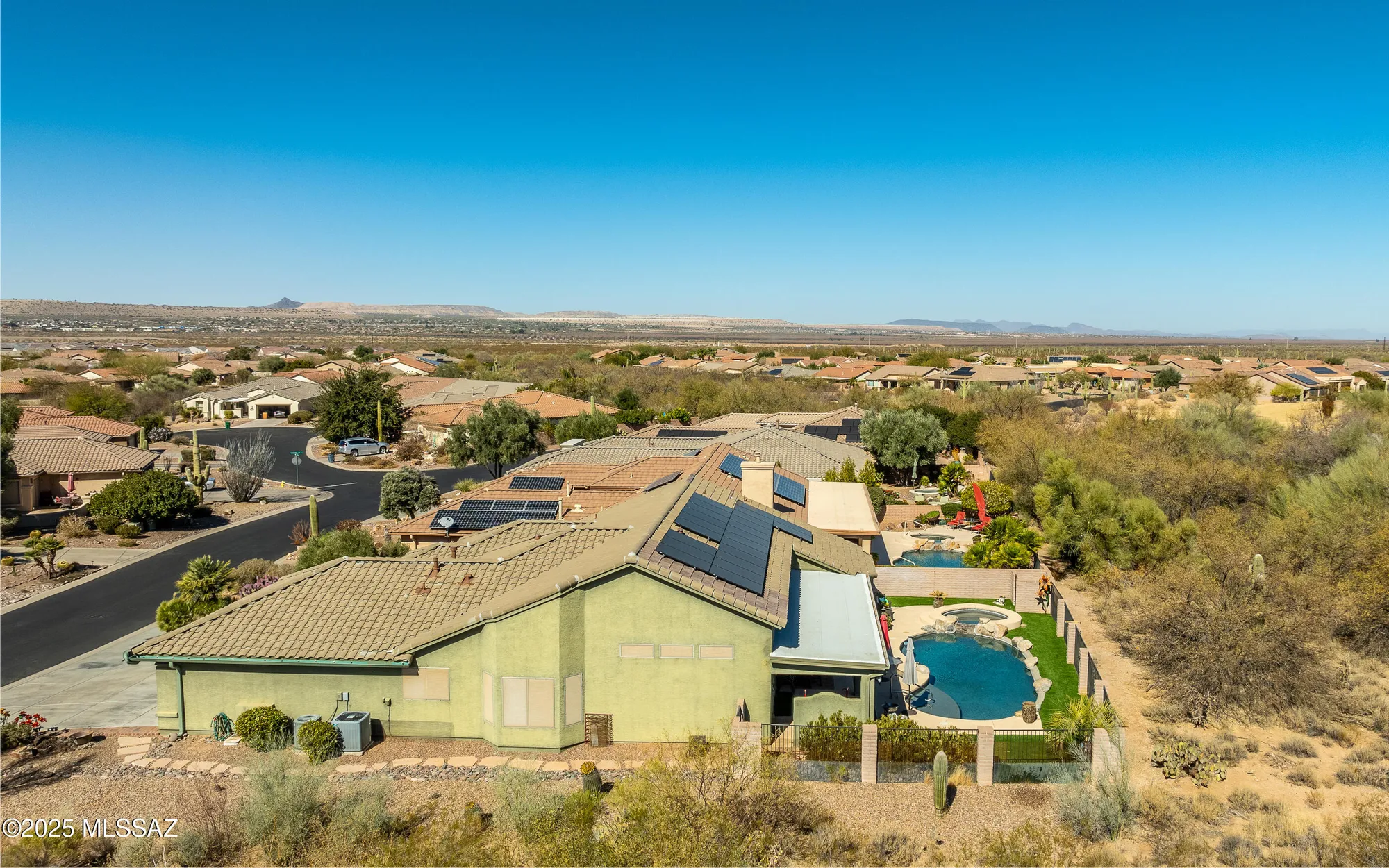 Property Slideshow image 33 of 36 | 1724 n oak hill ln, Green Valley, AZ, 85614