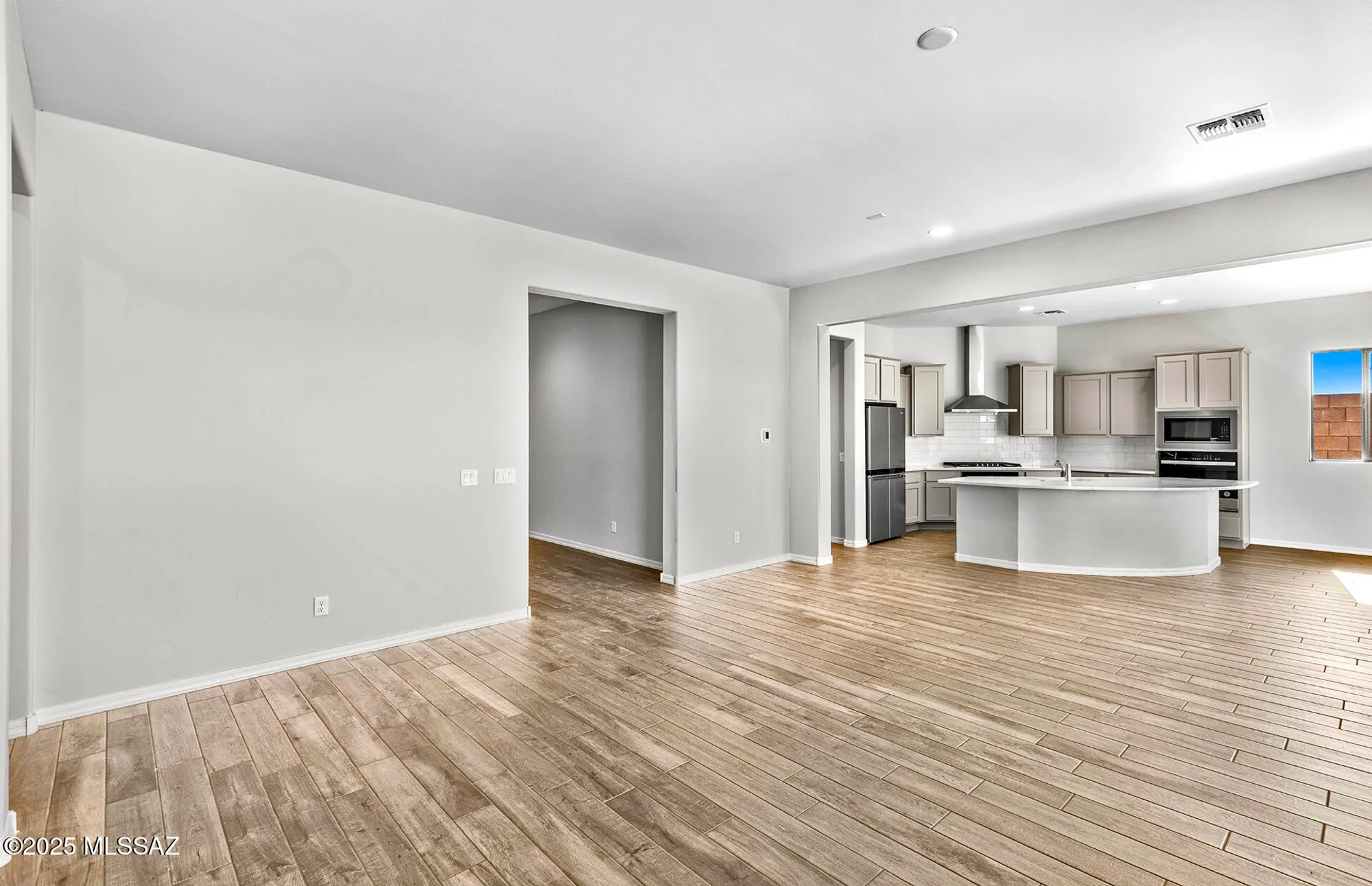 Property Slideshow image 11 of 23 | 7998 s velvet ash dr, Tucson, AZ, 85747