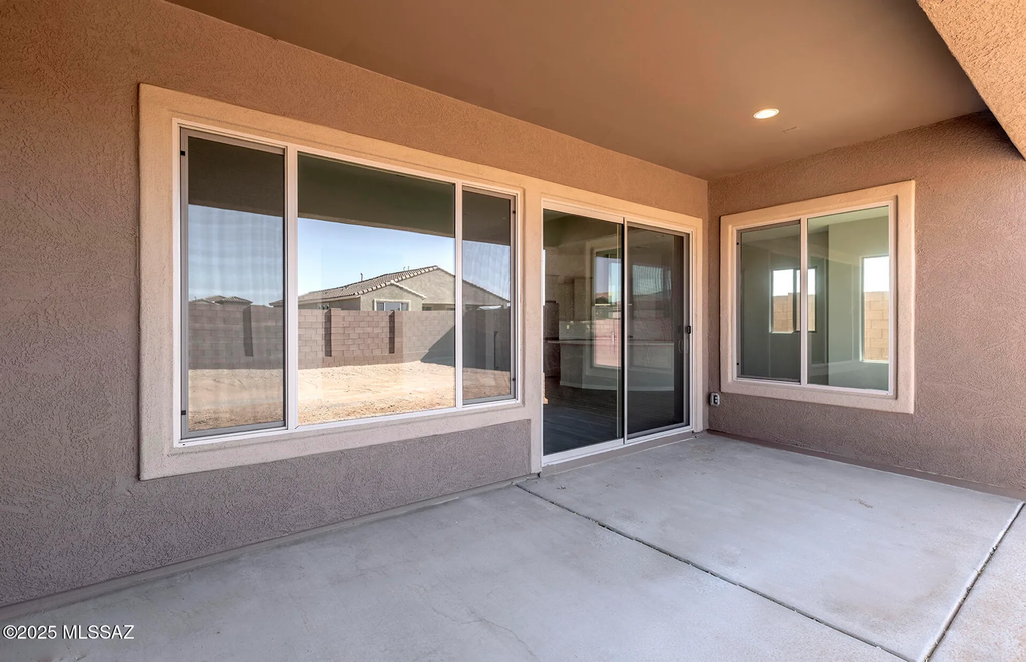 Property Slideshow image 20 of 23 | 7998 s velvet ash dr, Tucson, AZ, 85747