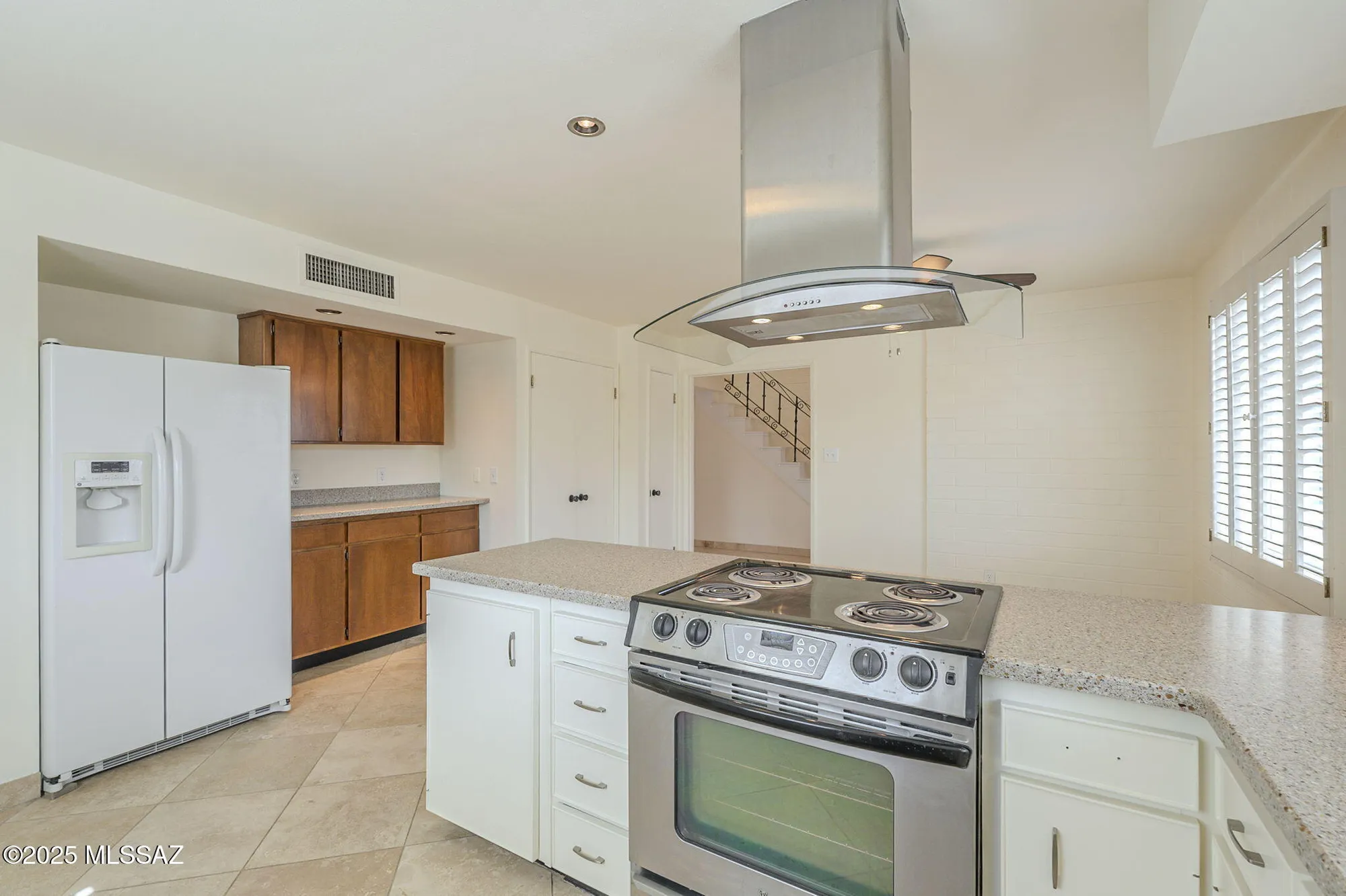 Property Slideshow image 15 of 47 | 568 w paseo solana, Green Valley, AZ, 85614