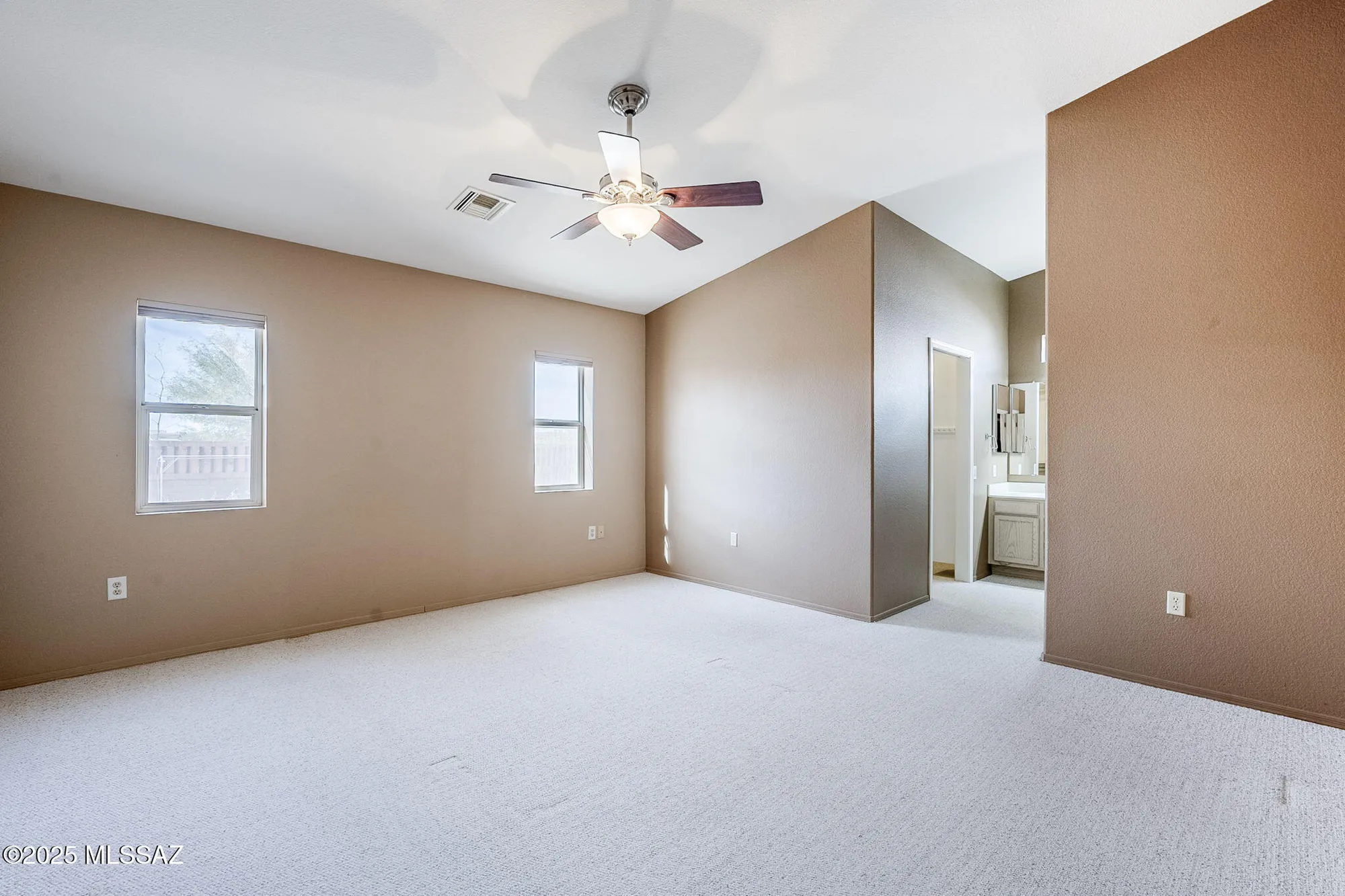 Property Slideshow image 22 of 50 | 4884 s desert sunset dr, Green Valley, AZ, 85622