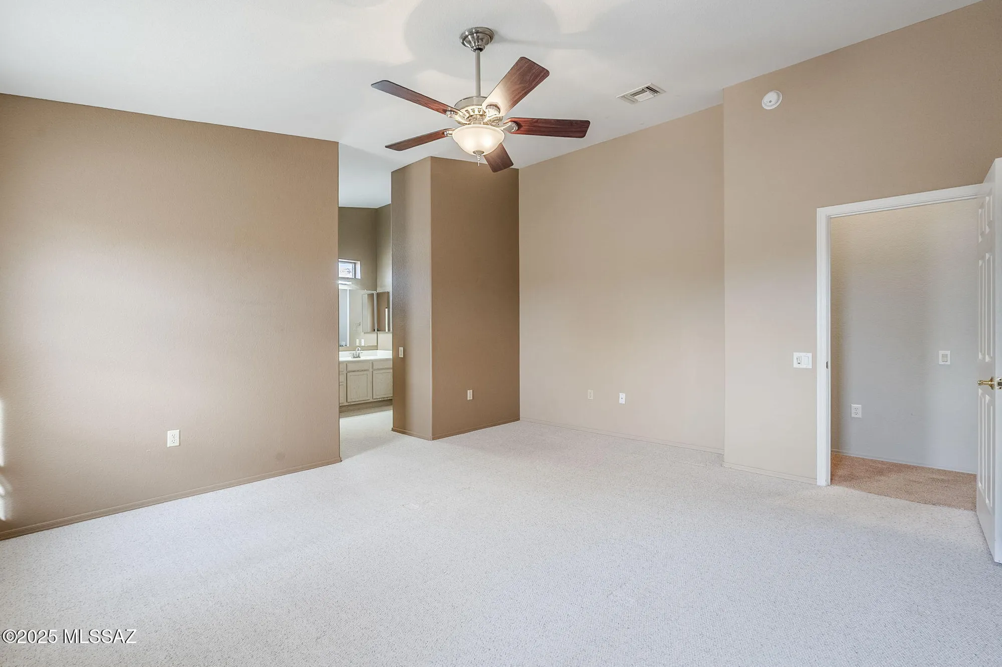 Property Slideshow image 23 of 50 | 4884 s desert sunset dr, Green Valley, AZ, 85622