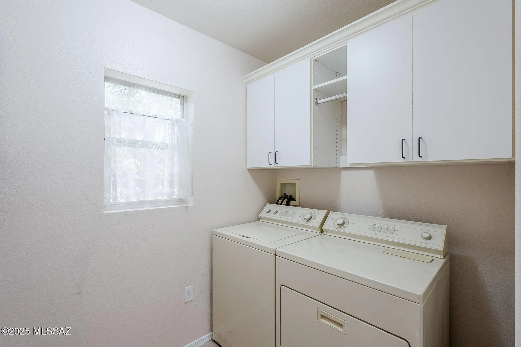 Property Slideshow image 21 of 50 | 4884 s desert sunset dr, Green Valley, AZ, 85622