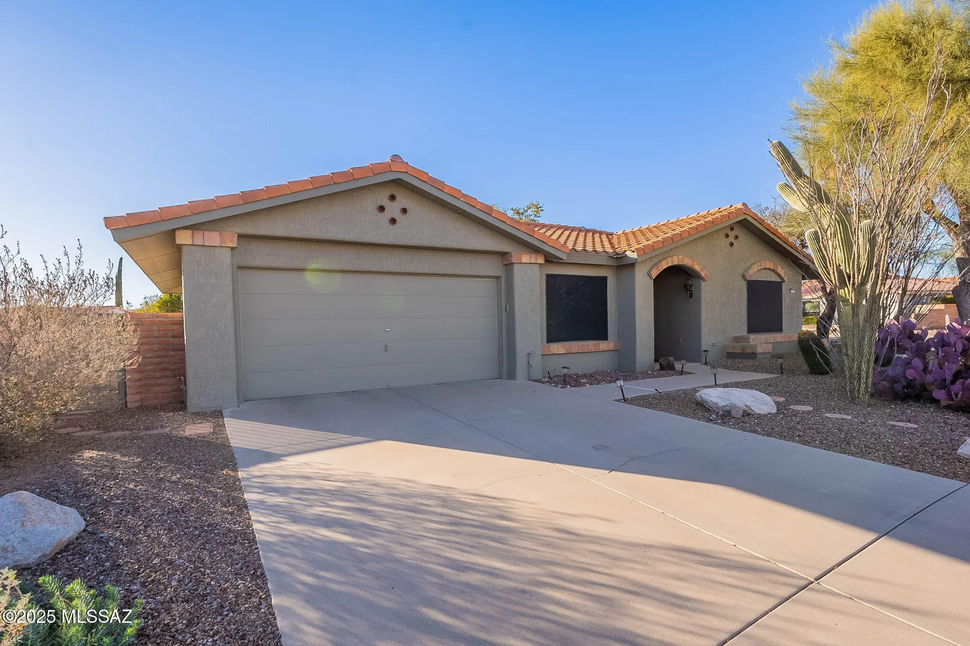 Property Slideshow image 1 of 27 | 14385 n coyote canyon ln, Oro Valley, AZ, 85755