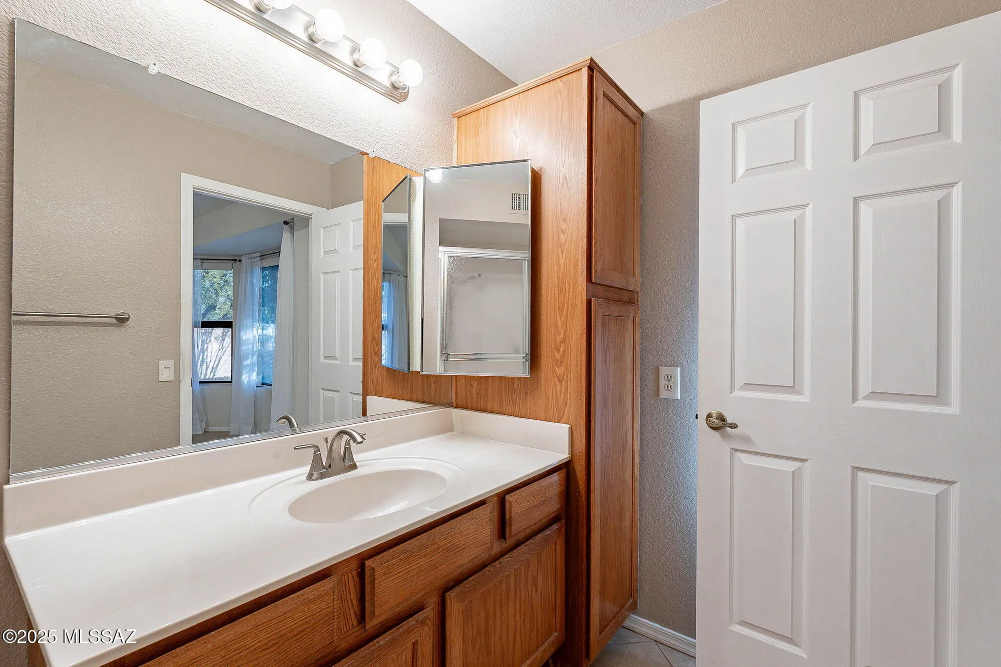 Property Slideshow image 14 of 27 | 14385 n coyote canyon ln, Oro Valley, AZ, 85755