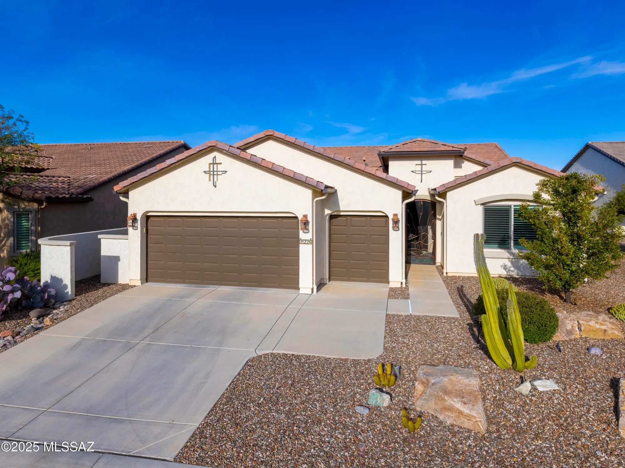 Property Slideshow image 2 of 36 | 31226 one horse ln, Oracle, AZ, 85623