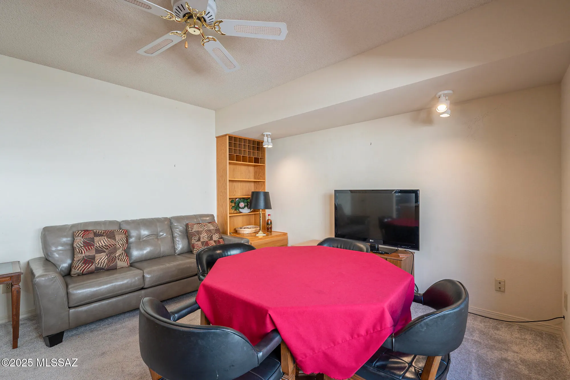 Property Slideshow image 21 of 50 | 38255 s samaniego dr, Tucson, AZ, 85739