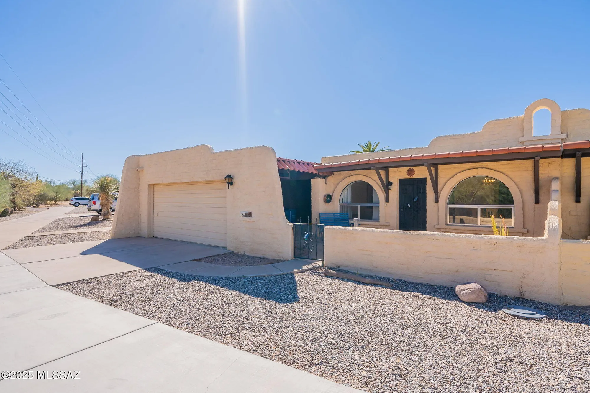 Property Slideshow image 1 of 27 | 606 w placita nueva, Green Valley, AZ, 85614