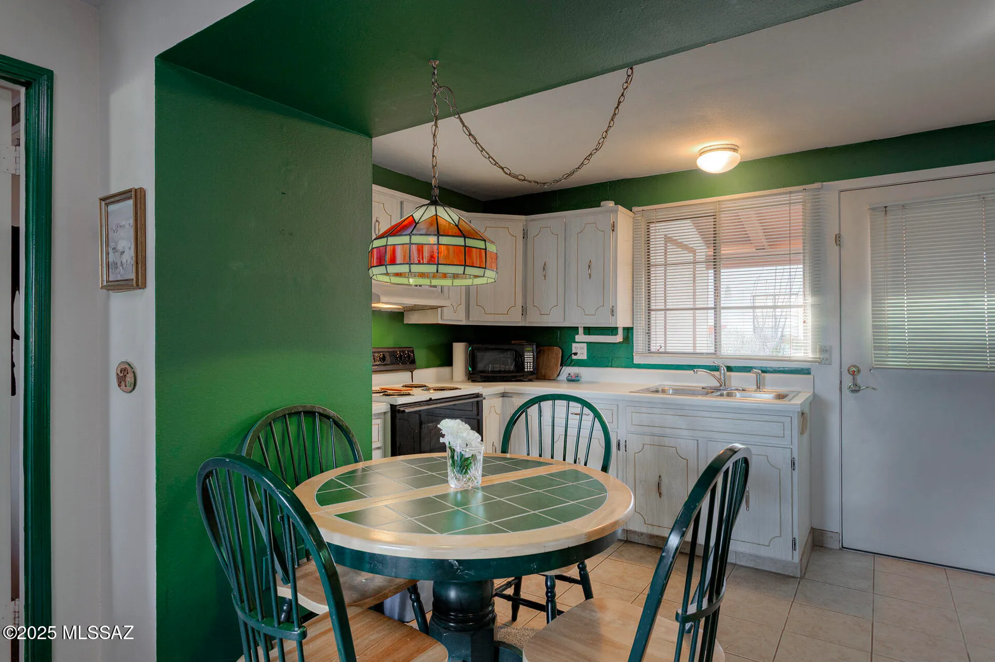 Property Slideshow image 8 of 21 | 380 s paseo cerro b, Green Valley, AZ, 85614