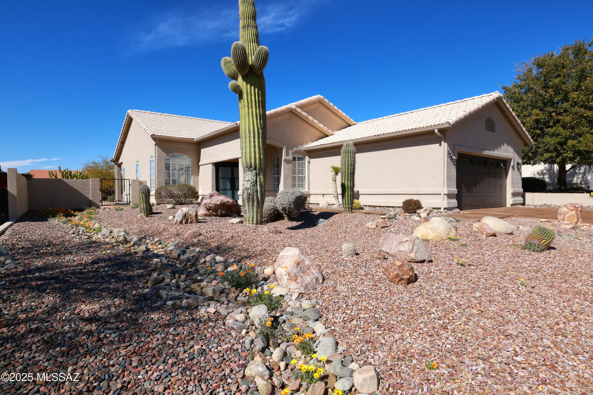 Property Slideshow image 4 of 34 | 38322 s golf course dr, Saddlebrooke, AZ, 85739