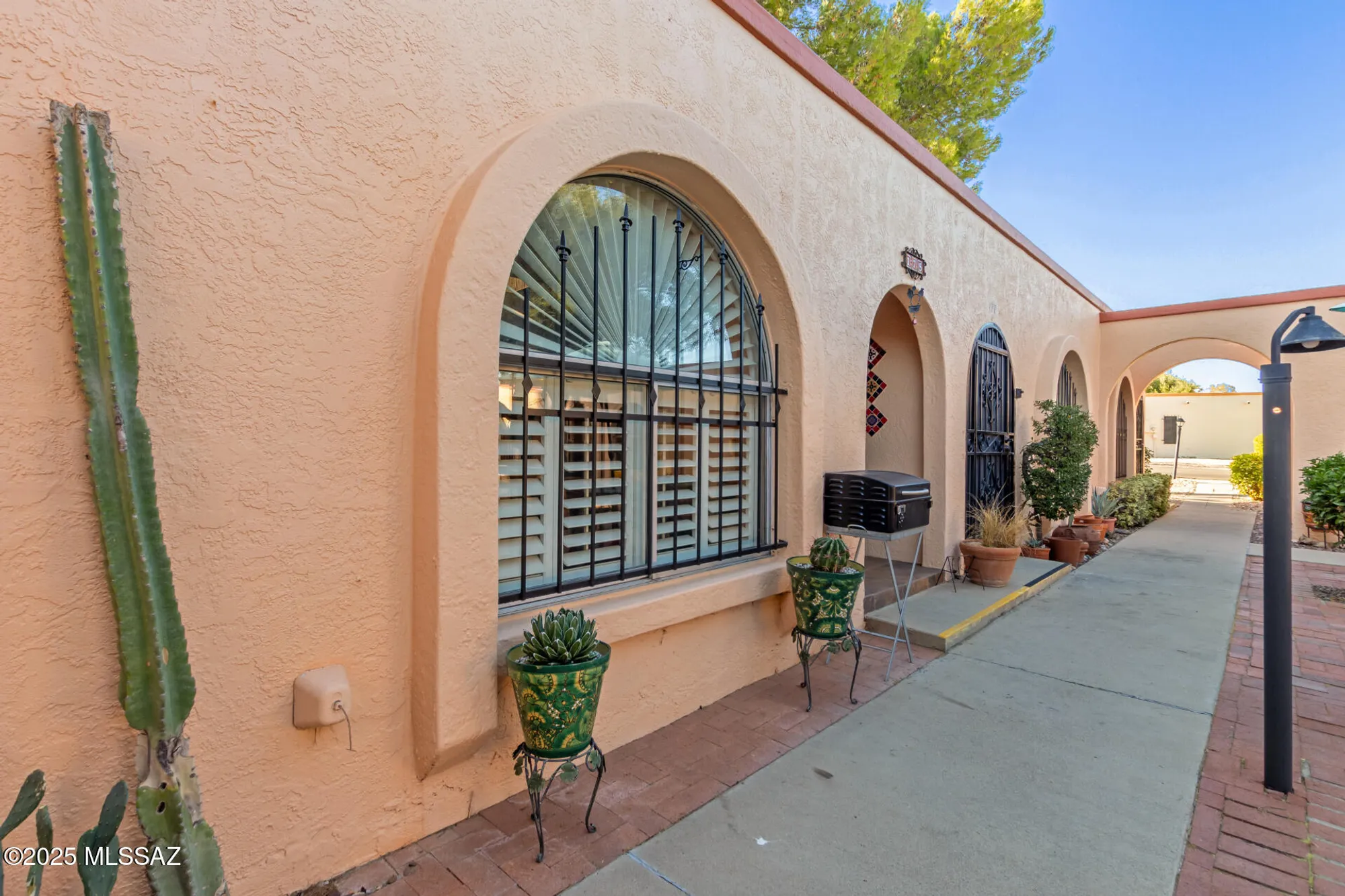 Property Slideshow image 7 of 26 | 175 w calle del ano, Green Valley, AZ, 85614