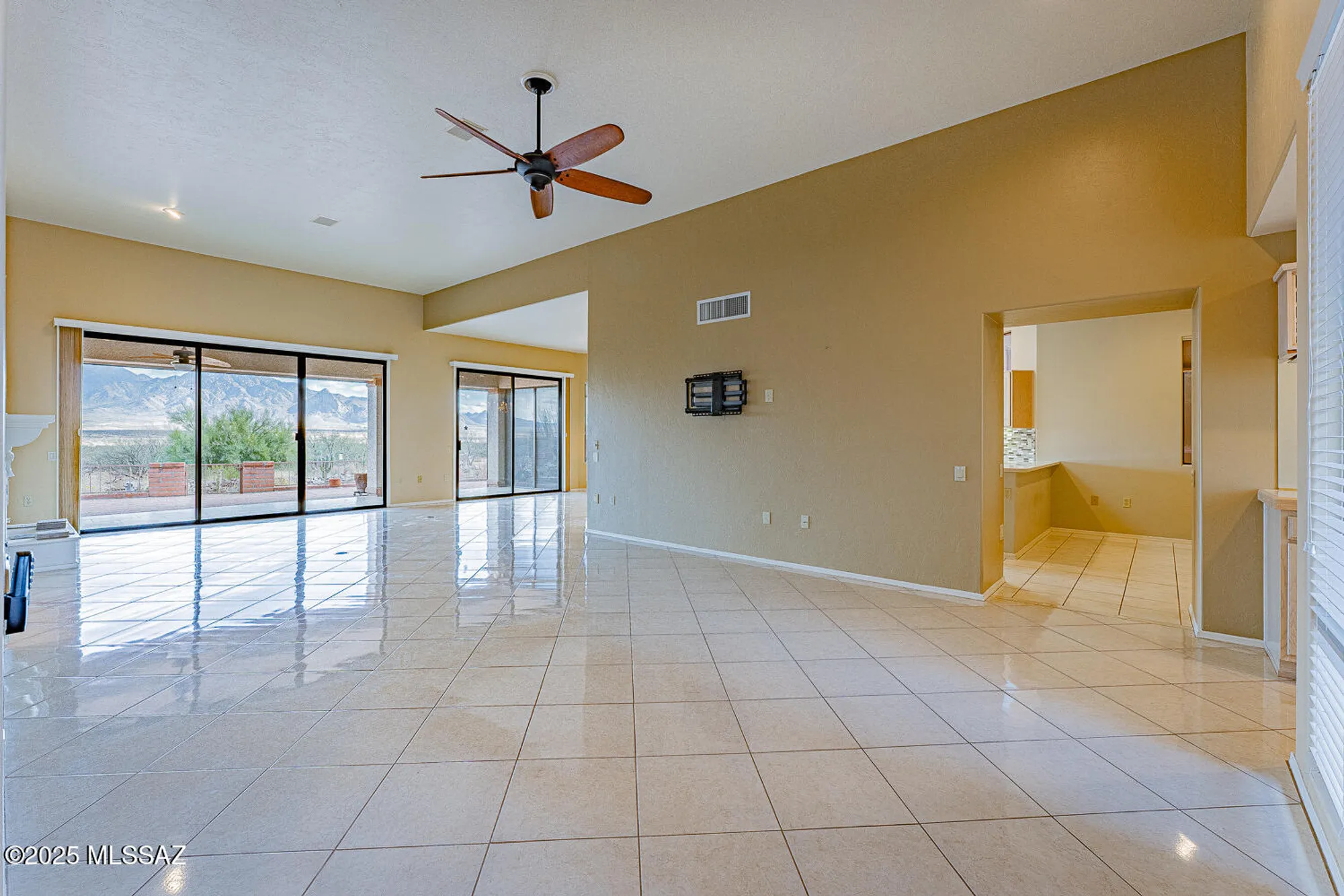 Property Slideshow image 8 of 49 | 4225 s westcotta dr, Green Valley, AZ, 85622