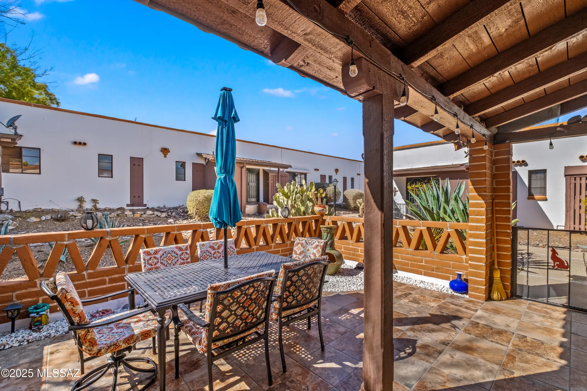 Property Slideshow image 7 of 30 | 329 s paseo sarta a, Green Valley, AZ, 85614