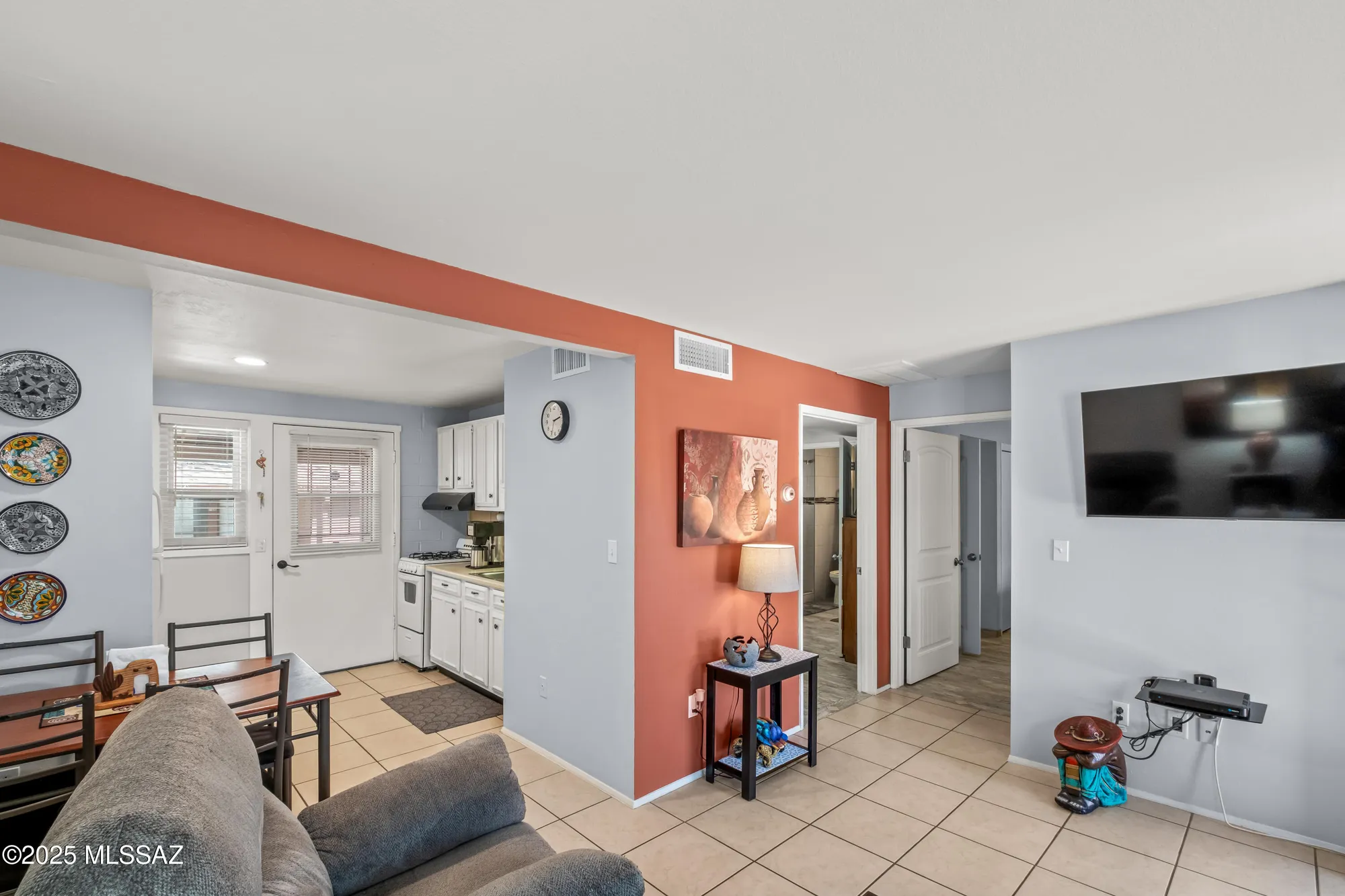 Property Slideshow image 12 of 30 | 329 s paseo sarta a, Green Valley, AZ, 85614