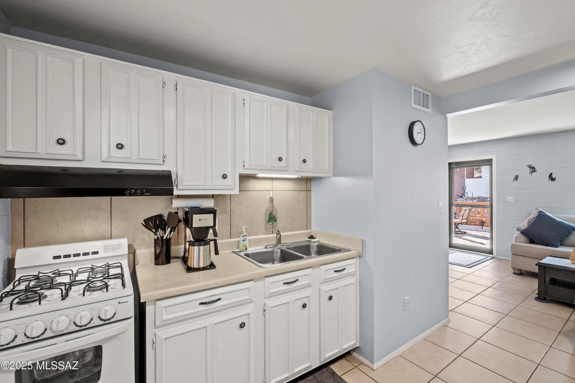 Property Slideshow image 14 of 30 | 329 s paseo sarta a, Green Valley, AZ, 85614