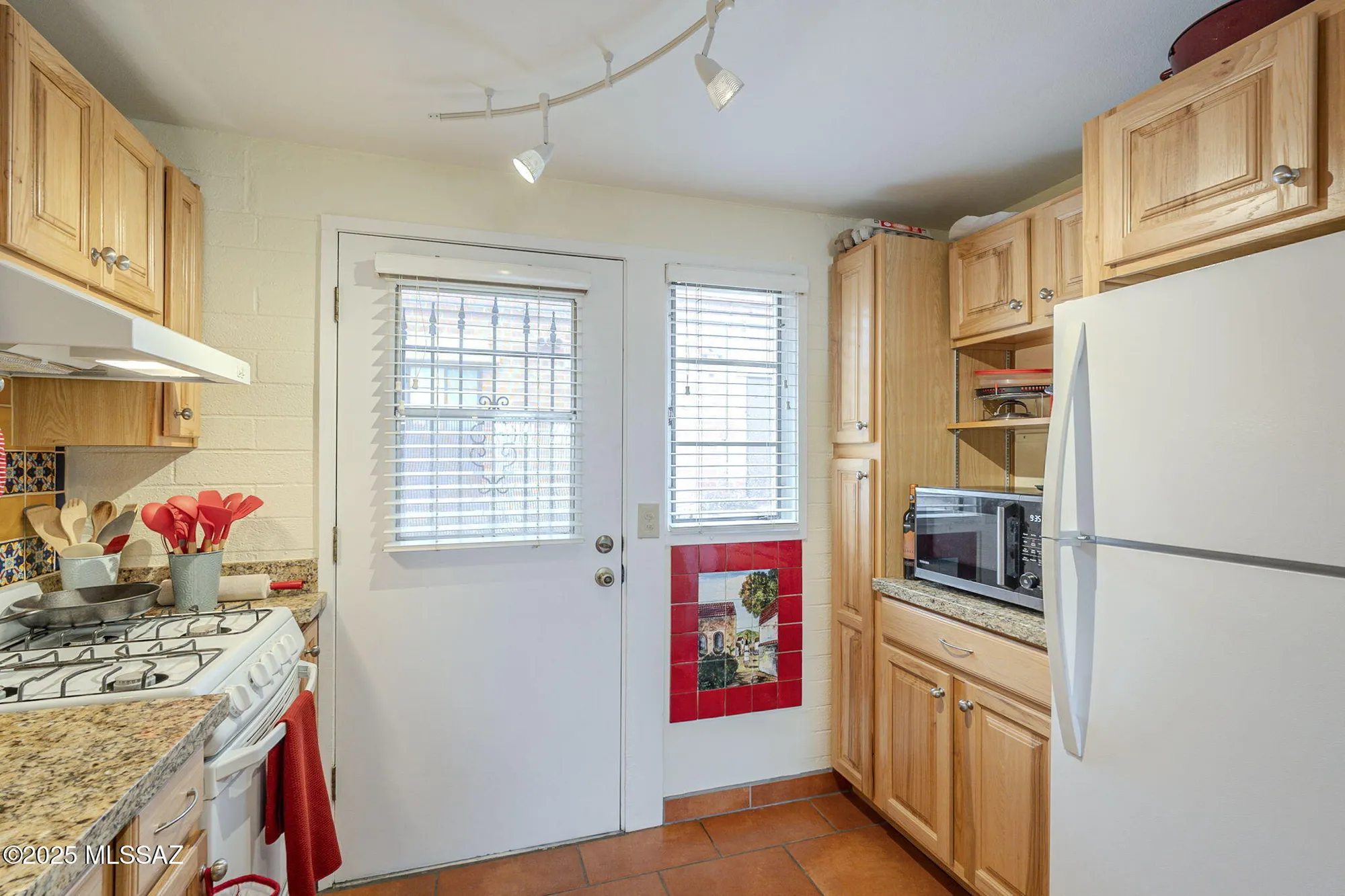 Property Slideshow image 6 of 31 | 392 s paseo madera d, Green Valley, AZ, 85614