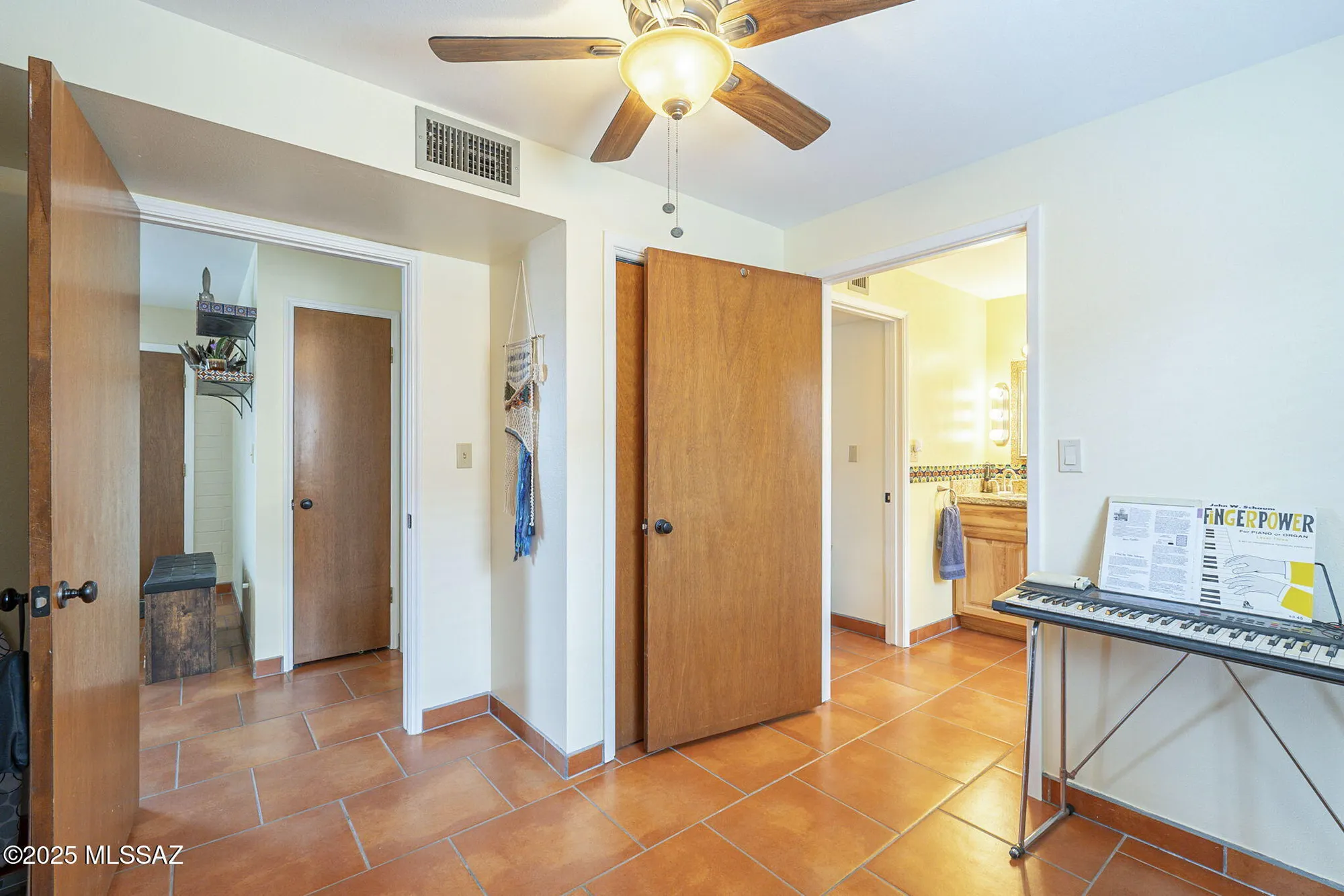 Property Slideshow image 23 of 31 | 392 s paseo madera d, Green Valley, AZ, 85614