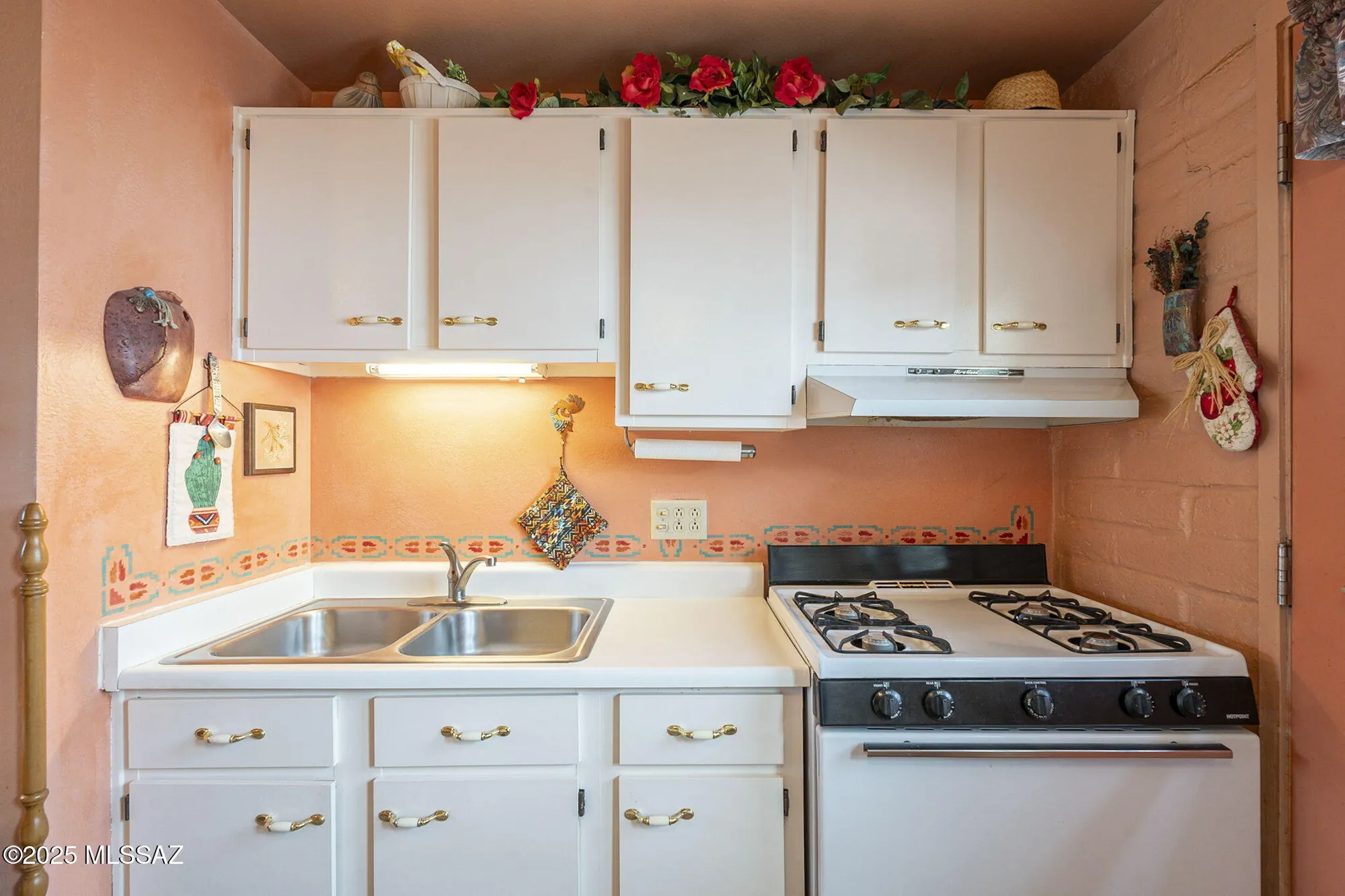 Property Slideshow image 13 of 51 | 444 s paseo quinta d, Green Valley, AZ, 85614