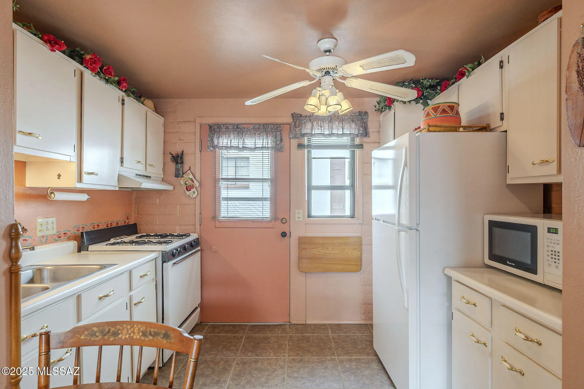 Property Slideshow image 9 of 51 | 444 s paseo quinta d, Green Valley, AZ, 85614