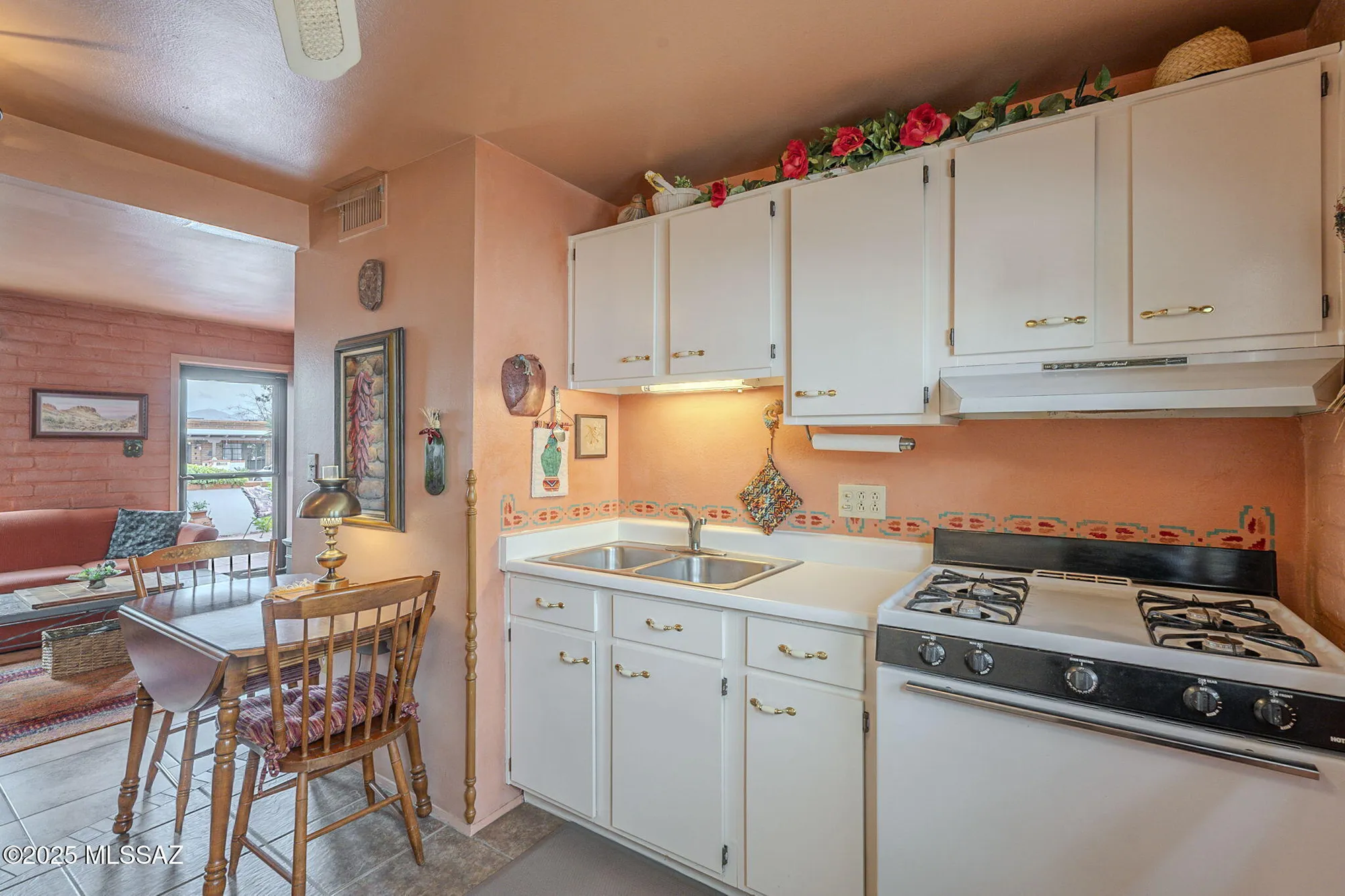 Property Slideshow image 15 of 51 | 444 s paseo quinta d, Green Valley, AZ, 85614