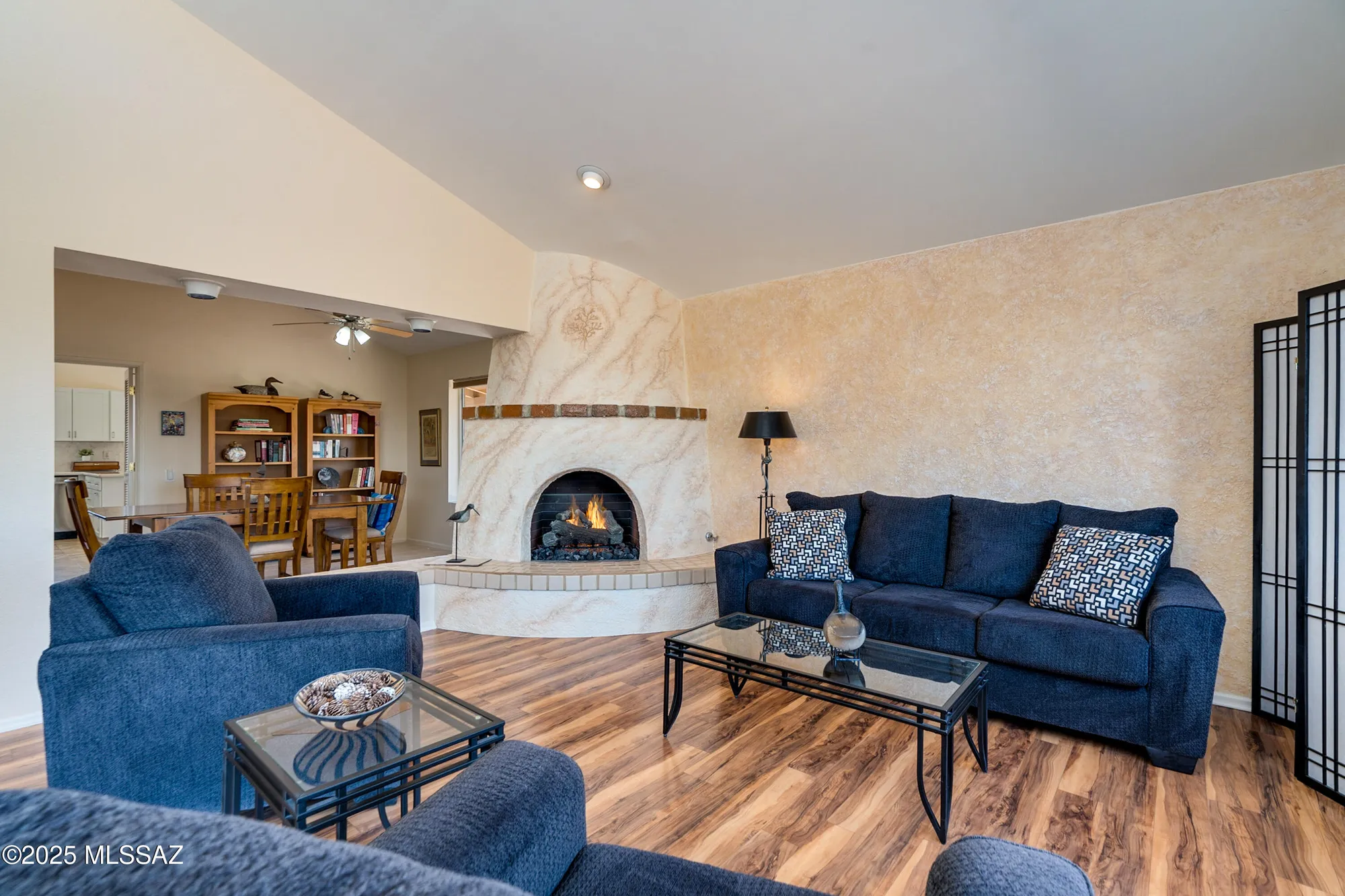 Property Slideshow image 15 of 50 | 736 w desert hills dr, Green Valley, AZ, 85622