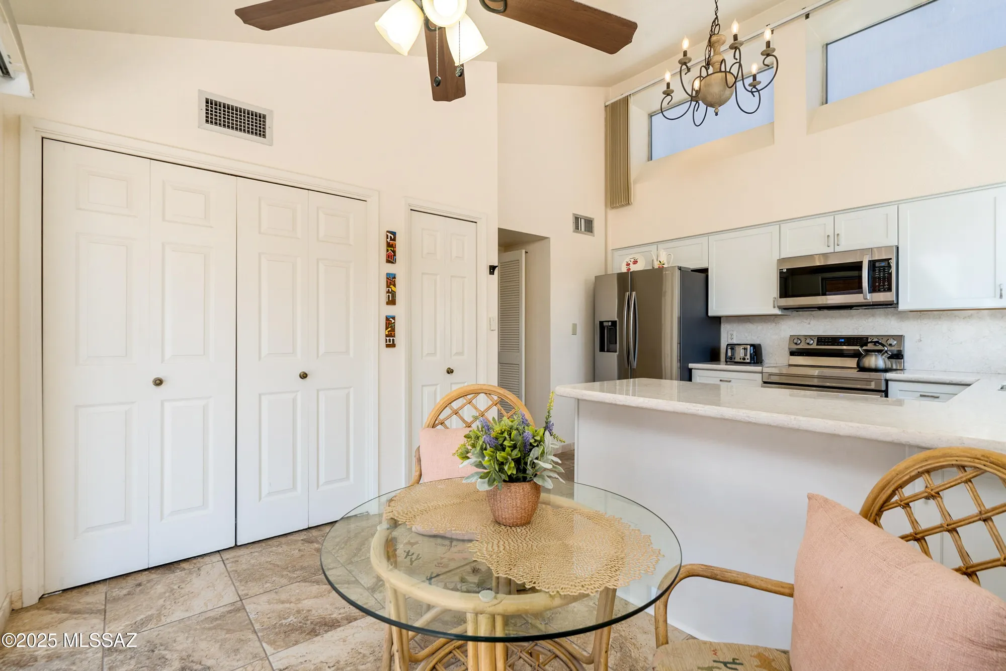 Property Slideshow image 22 of 50 | 736 w desert hills dr, Green Valley, AZ, 85622