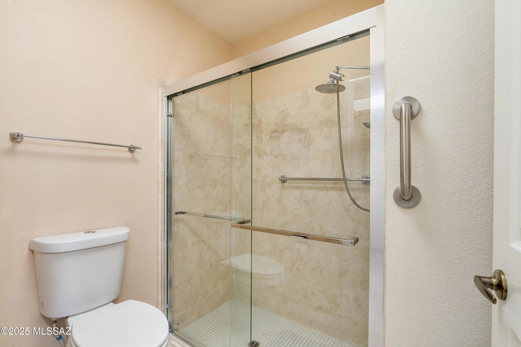 Property Slideshow image 36 of 50 | 736 w desert hills dr, Green Valley, AZ, 85622
