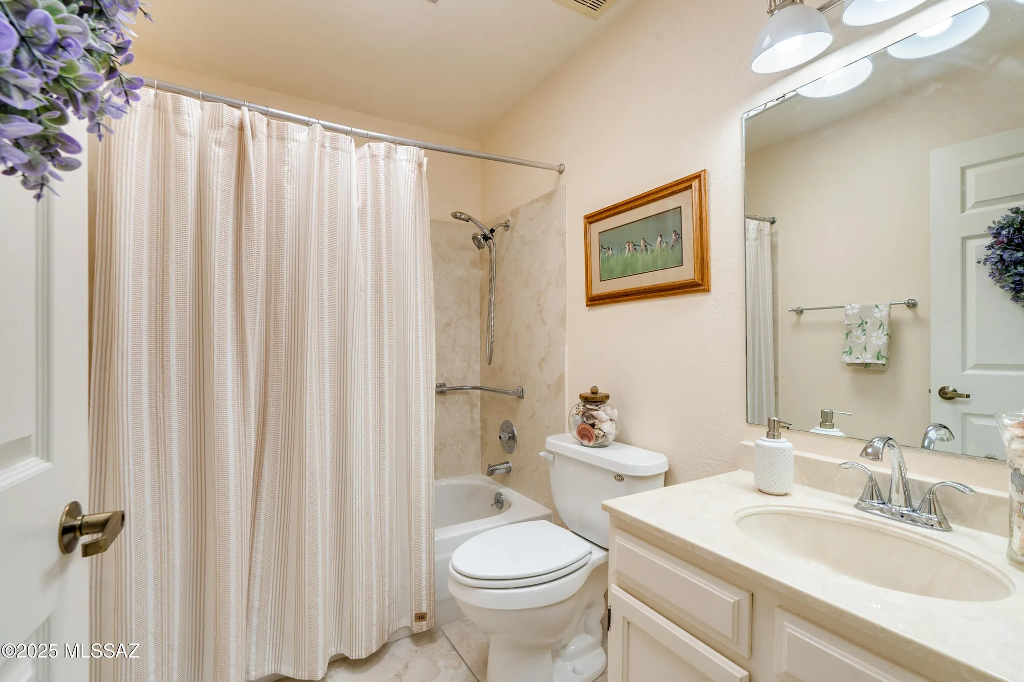 Property Slideshow image 39 of 50 | 736 w desert hills dr, Green Valley, AZ, 85622