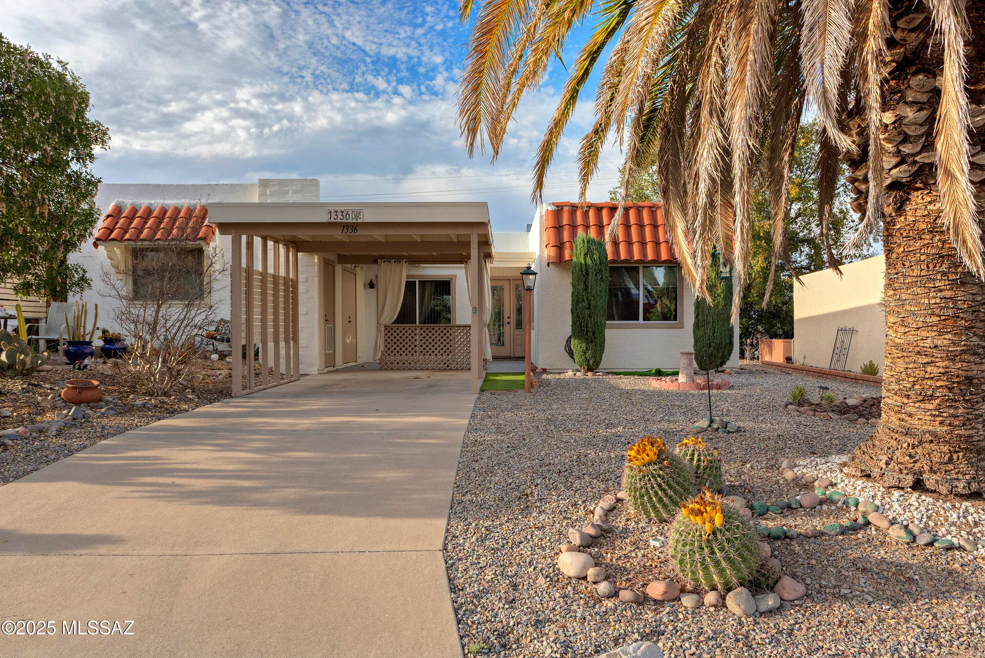 Property Slideshow image 1 of 32 | 1336 s desert meadows cir, Green Valley, AZ, 85614