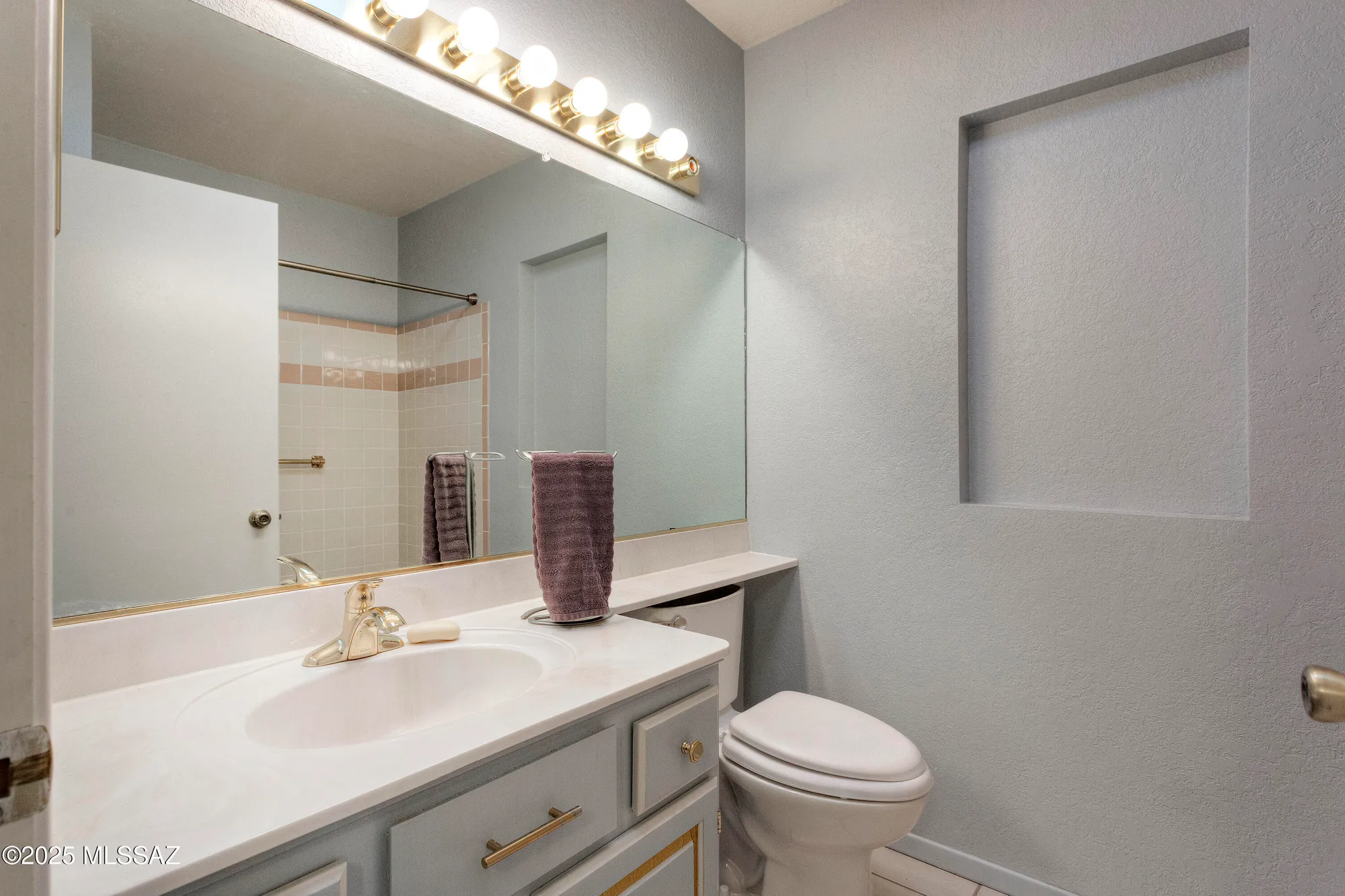 Property Slideshow image 19 of 32 | 1336 s desert meadows cir, Green Valley, AZ, 85614