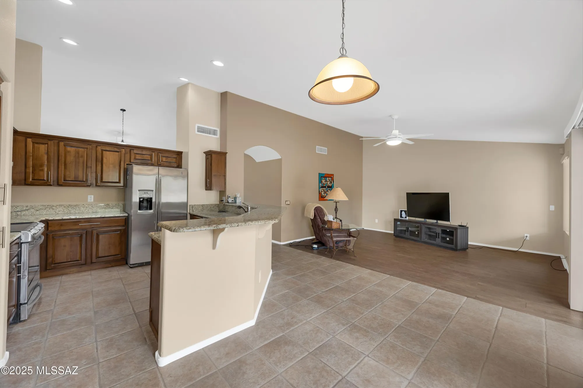 Property Slideshow image 11 of 35 | 63606 e desert peak dr, Tucson, AZ, 85739