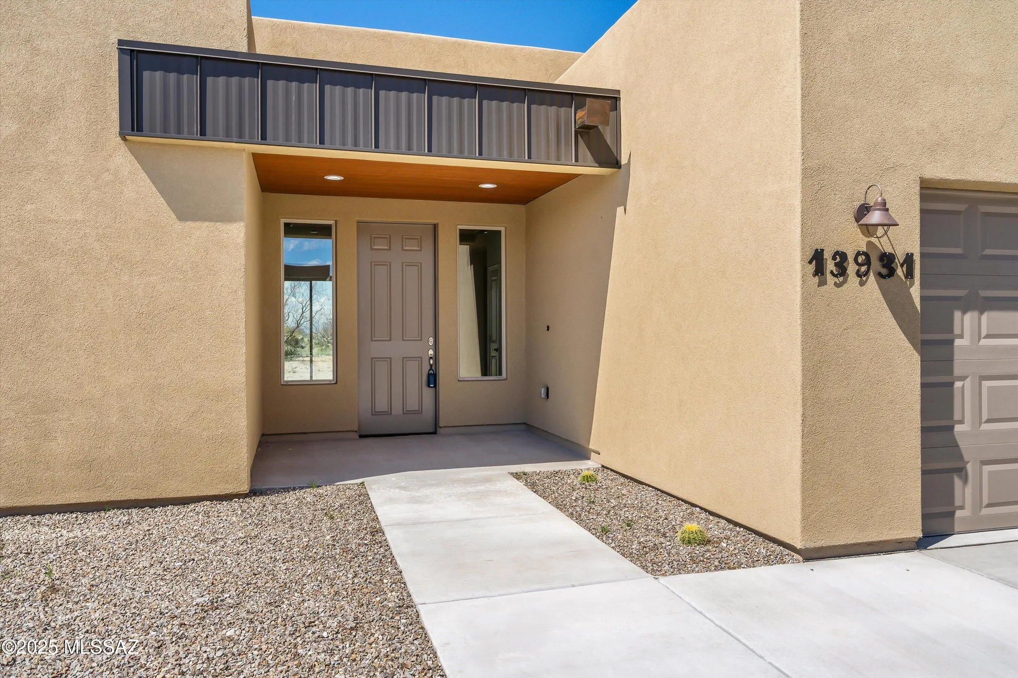 Property Slideshow image 2 of 25 | 13931 e langtry ln, Tucson, AZ, 85747