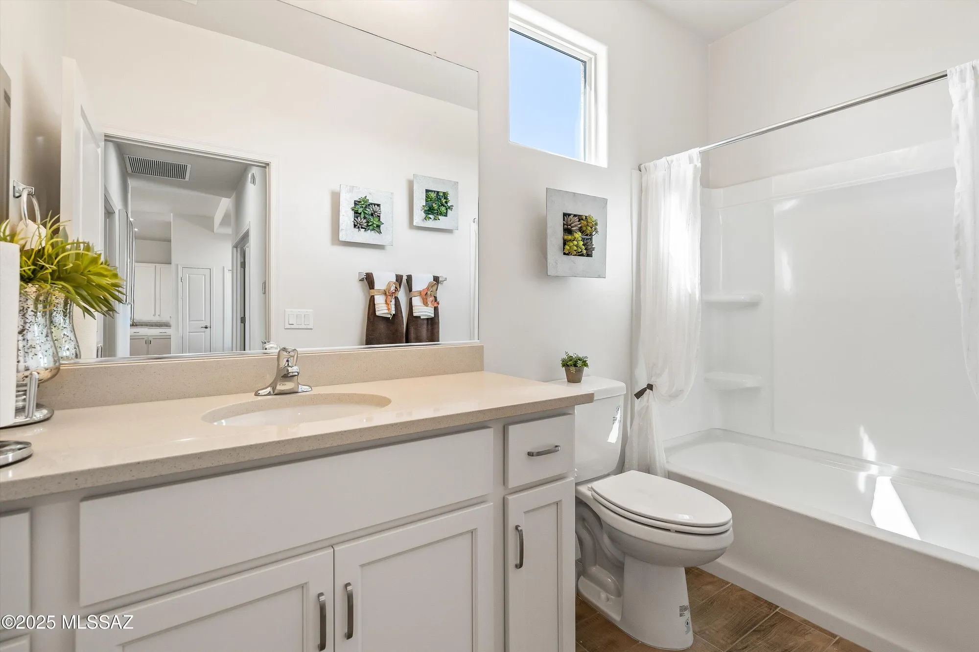 Property Slideshow image 19 of 22 | 8095 s galileo ln, Tucson, AZ, 85747