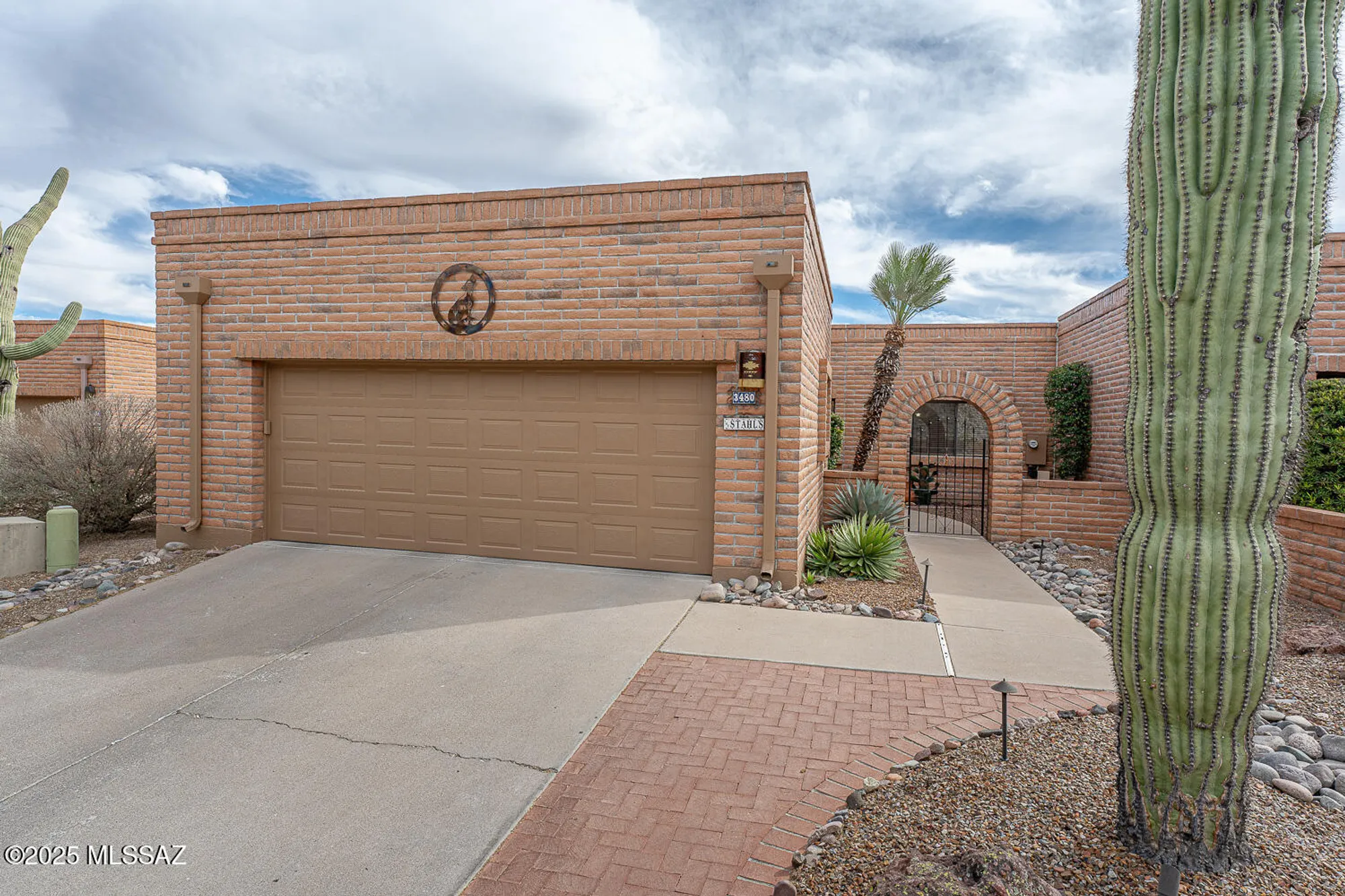 Property Slideshow image 3 of 36 | 3480 s via del papagayo, Green Valley, AZ, 85622