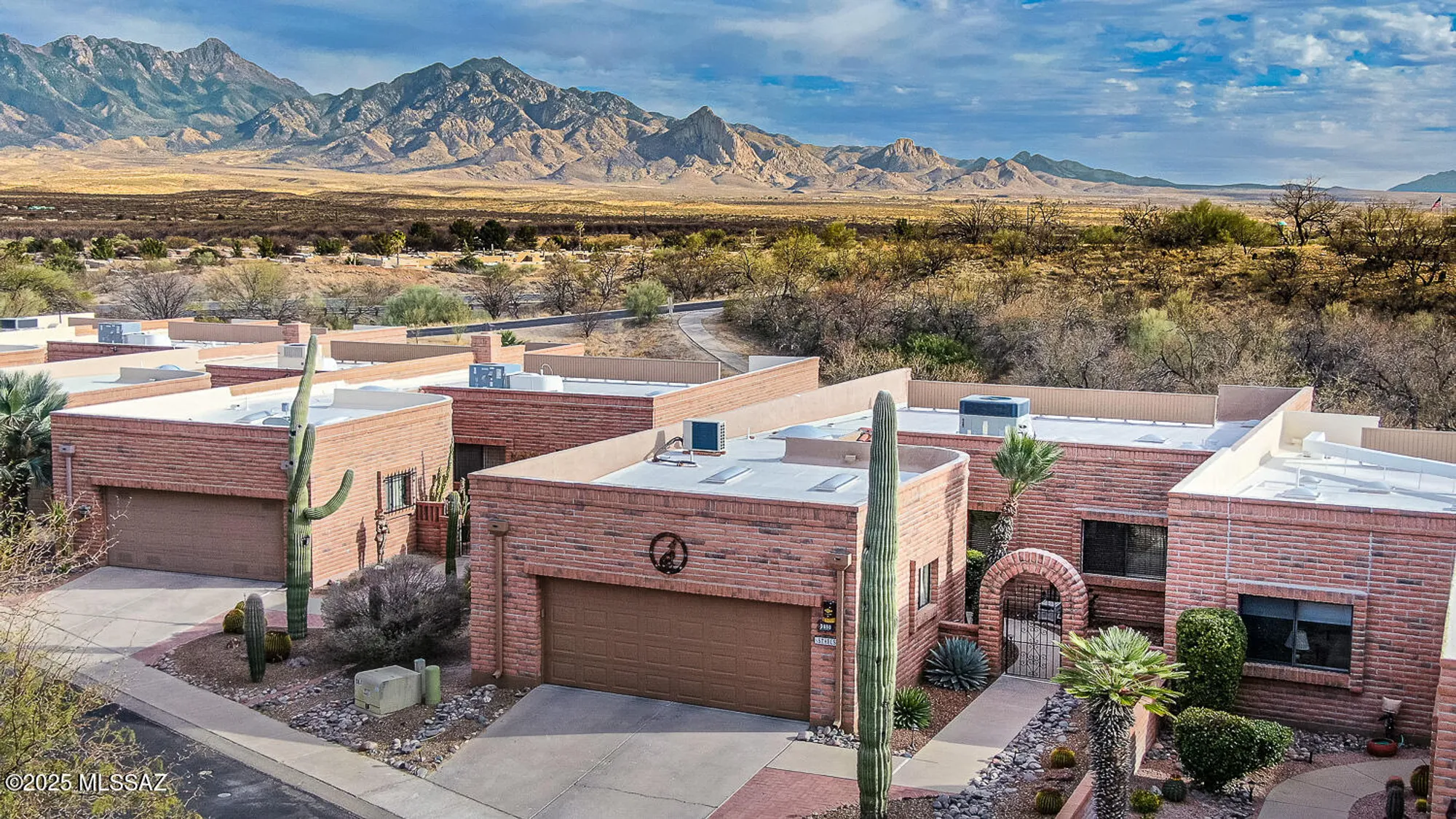 Property Slideshow image 2 of 36 | 3480 s via del papagayo, Green Valley, AZ, 85622