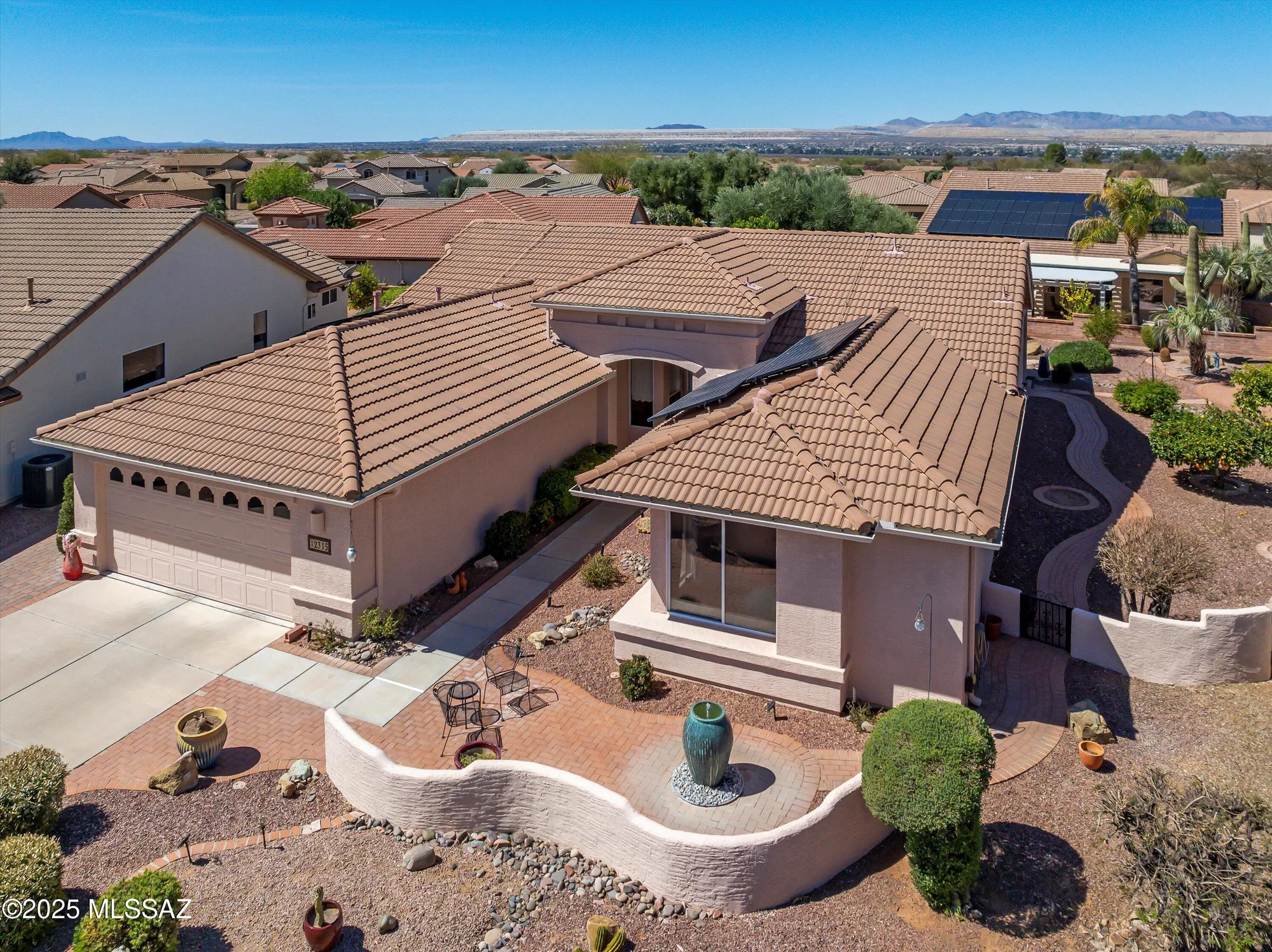 Property Slideshow image 1 of 39 | 2315 e bonita canyon dr, Green Valley, AZ, 85614