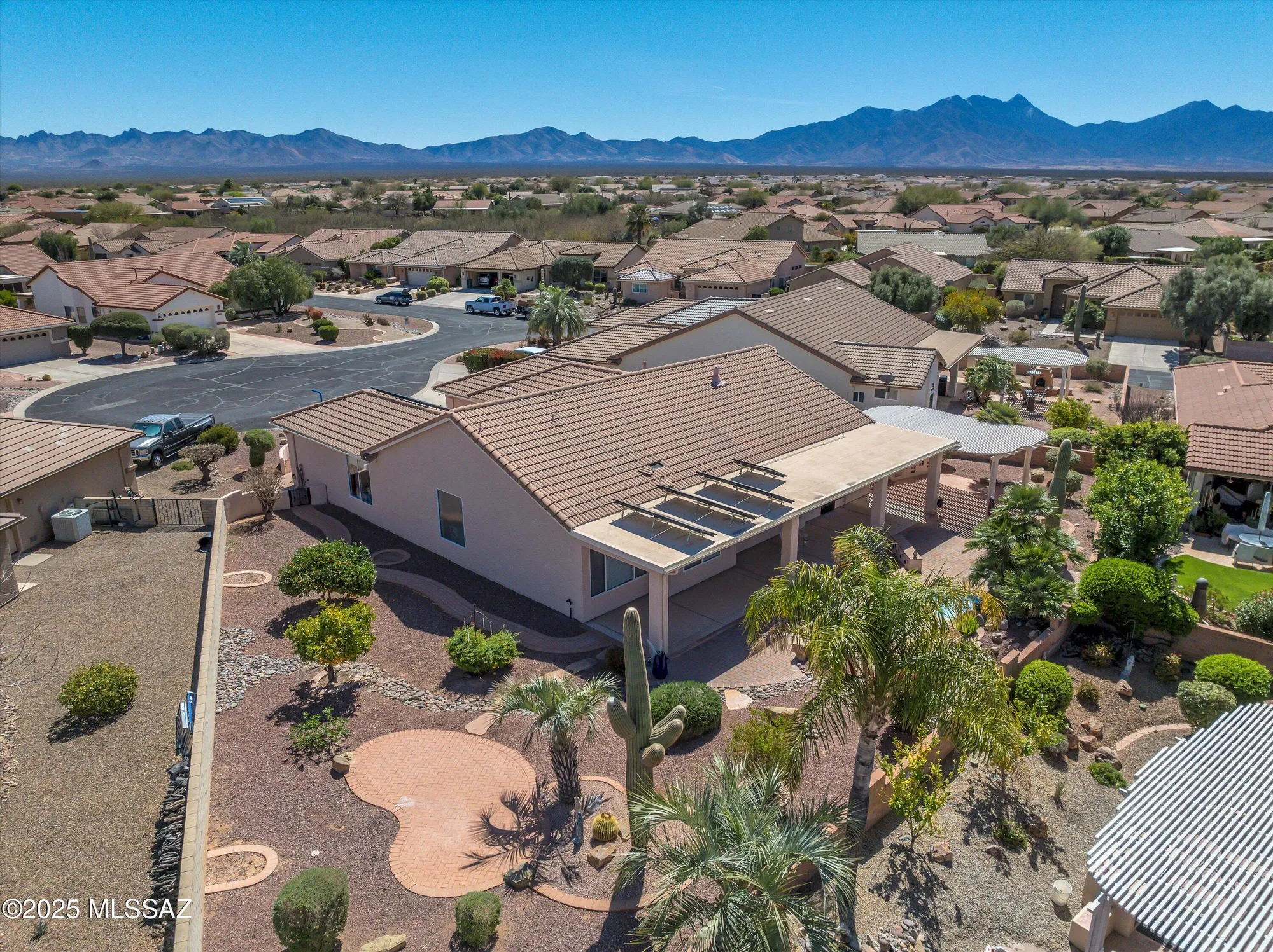 Property Slideshow image 4 of 39 | 2315 e bonita canyon dr, Green Valley, AZ, 85614