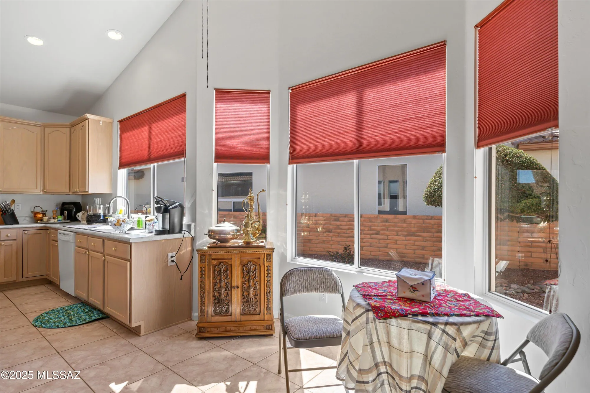 Property Slideshow image 13 of 39 | 2315 e bonita canyon dr, Green Valley, AZ, 85614