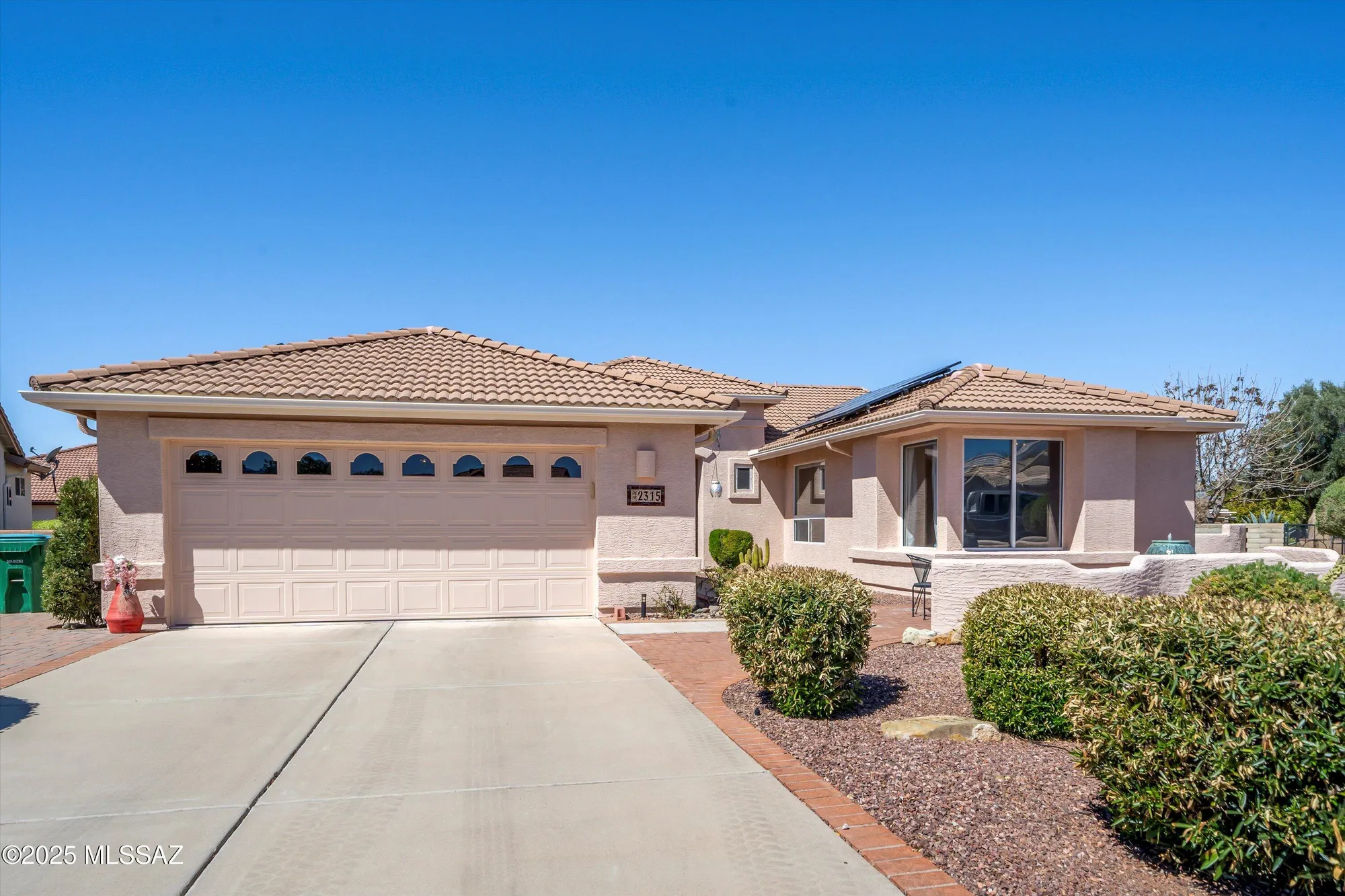 Property Slideshow image 3 of 39 | 2315 e bonita canyon dr, Green Valley, AZ, 85614