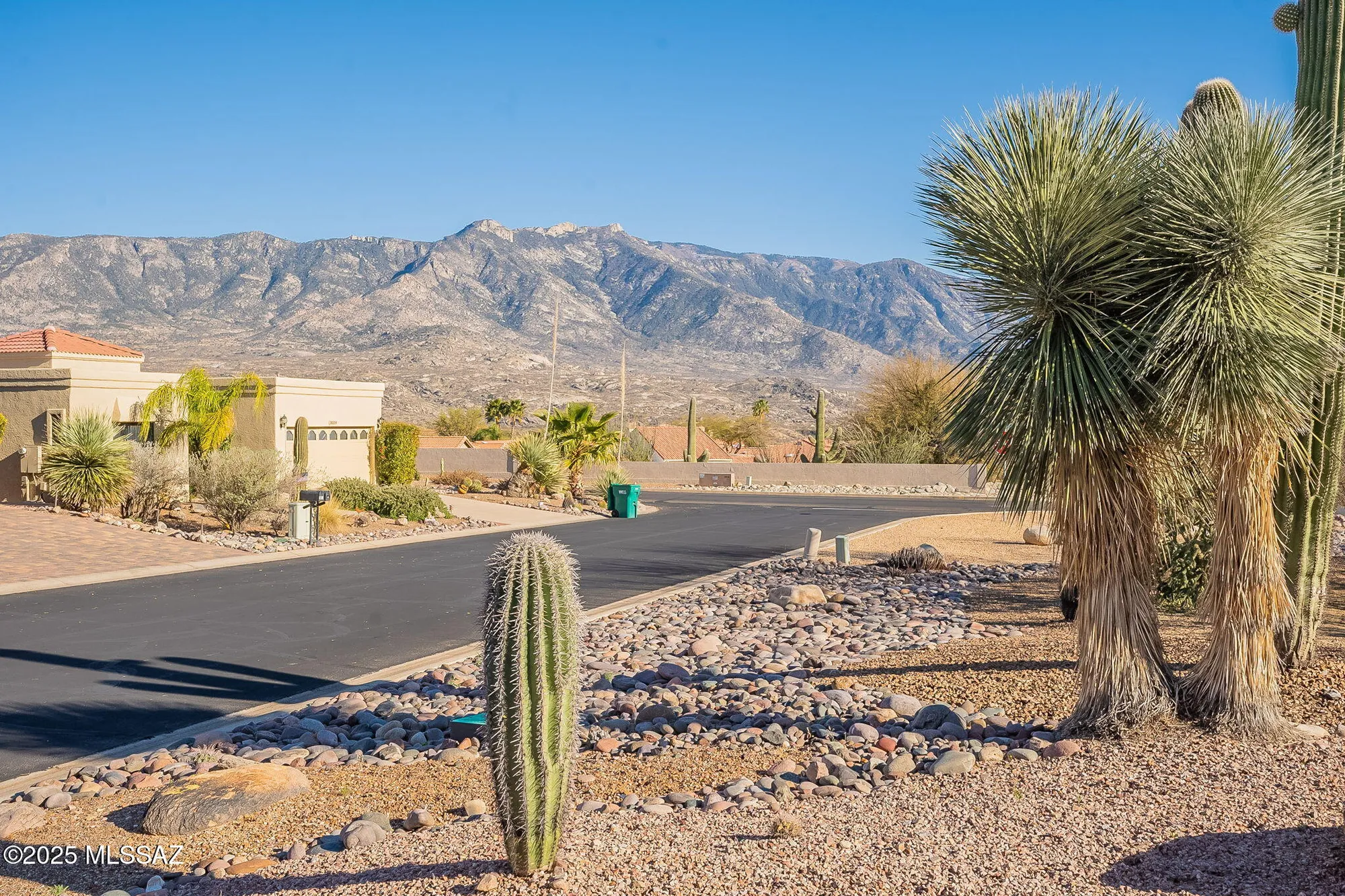 Property Slideshow image 5 of 46 | 38324 s silverwood dr, Tucson, AZ, 85739